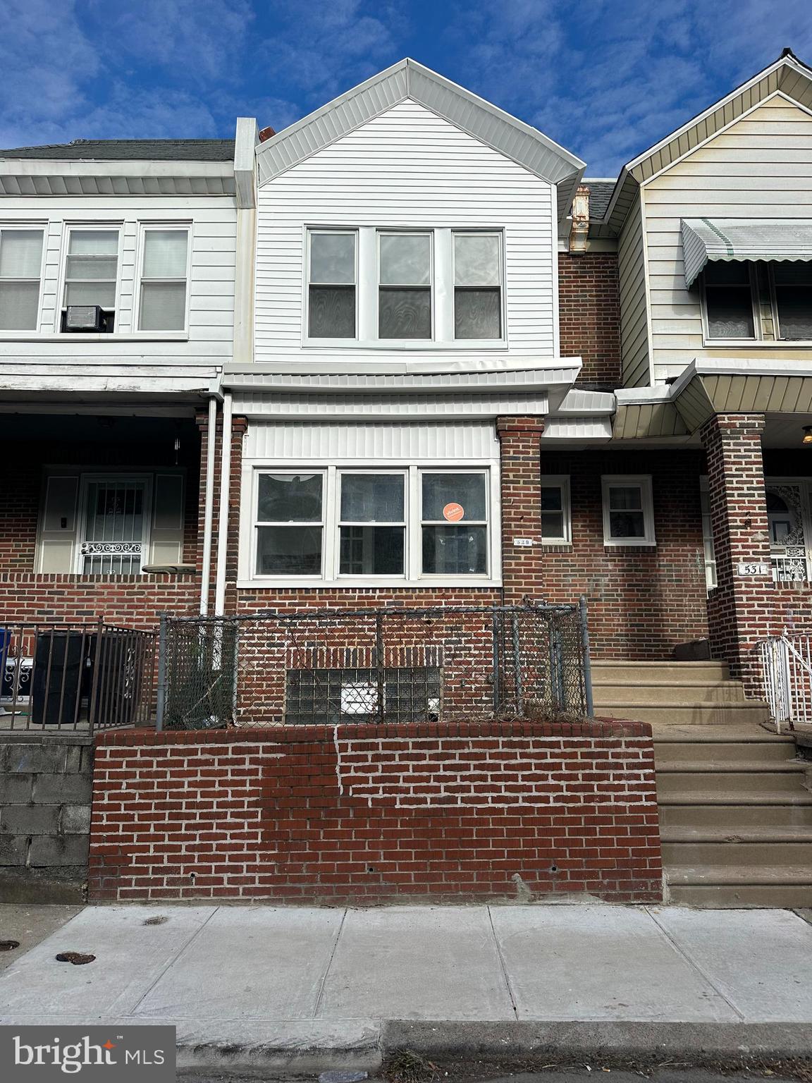 LAWNCREST - Residential