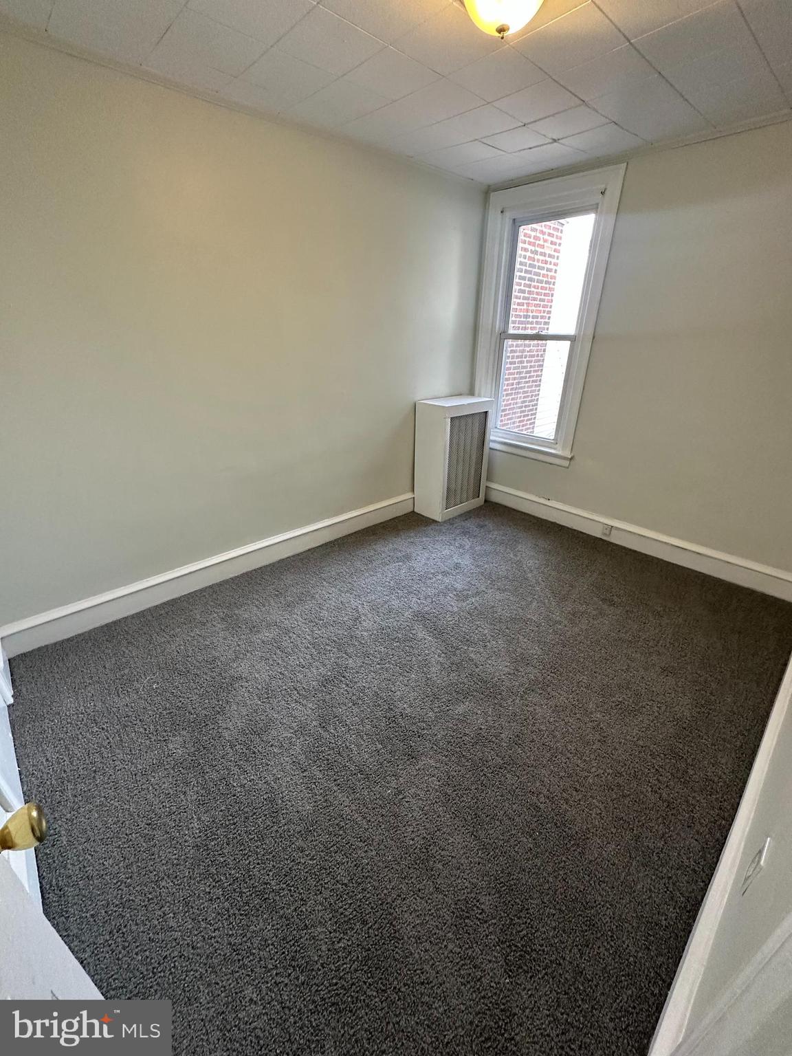 LAWNCREST - Residential