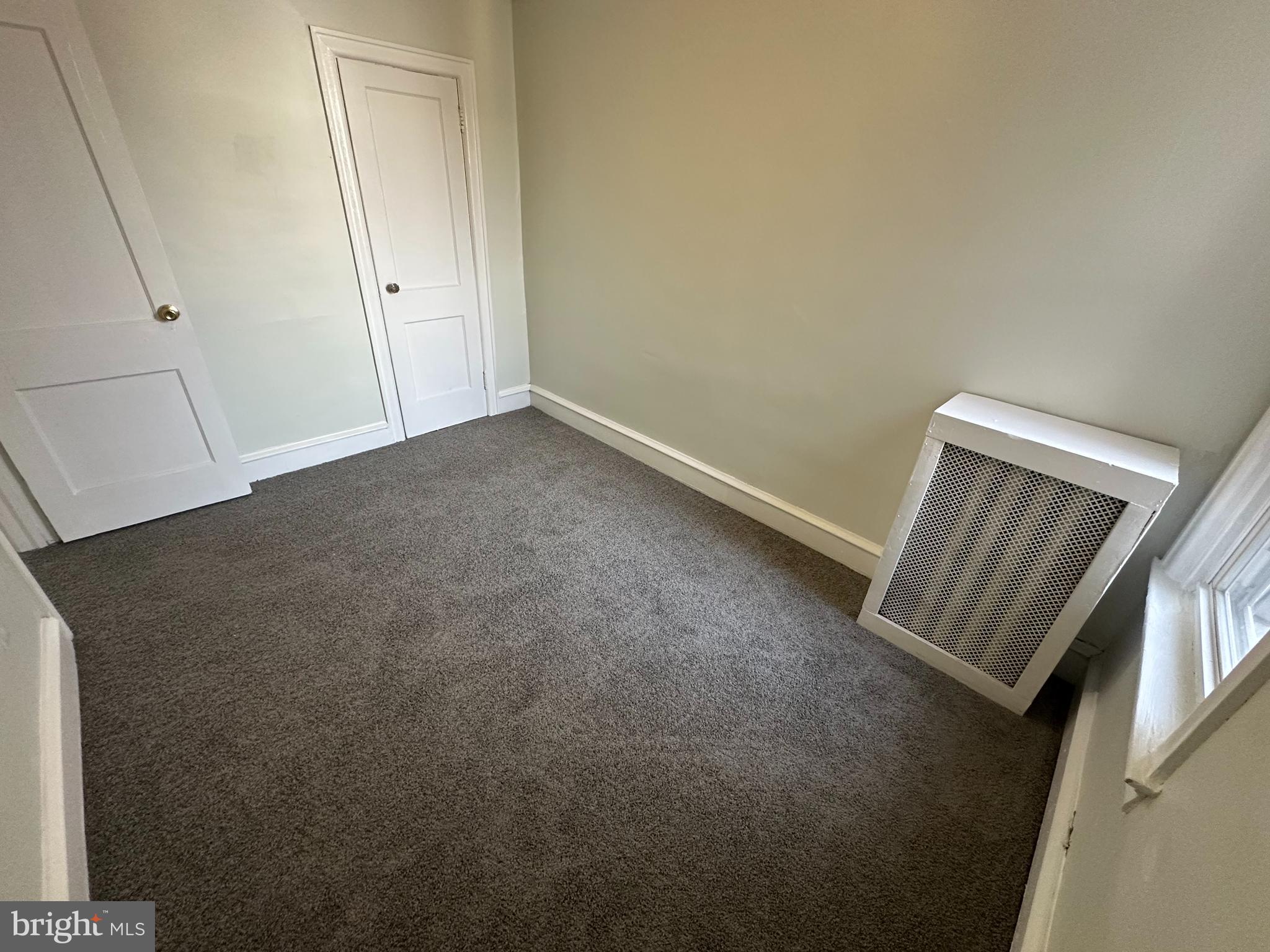 LAWNCREST - Residential