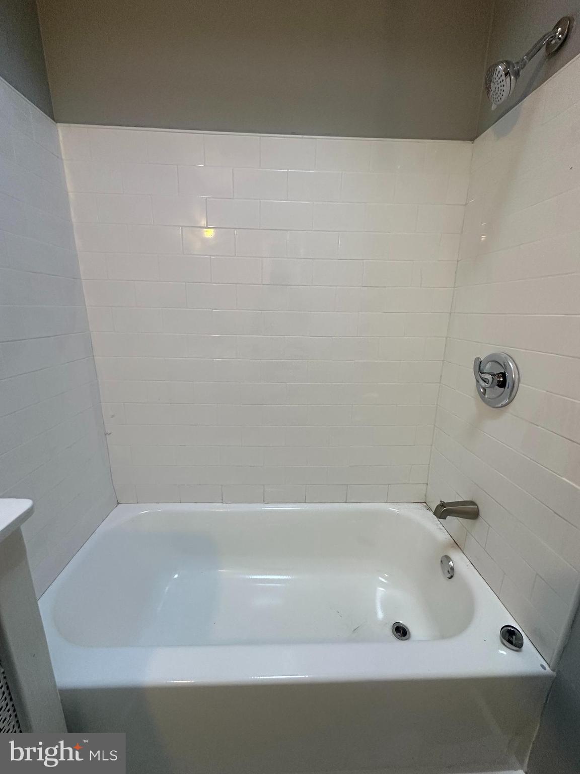 LAWNCREST - Residential