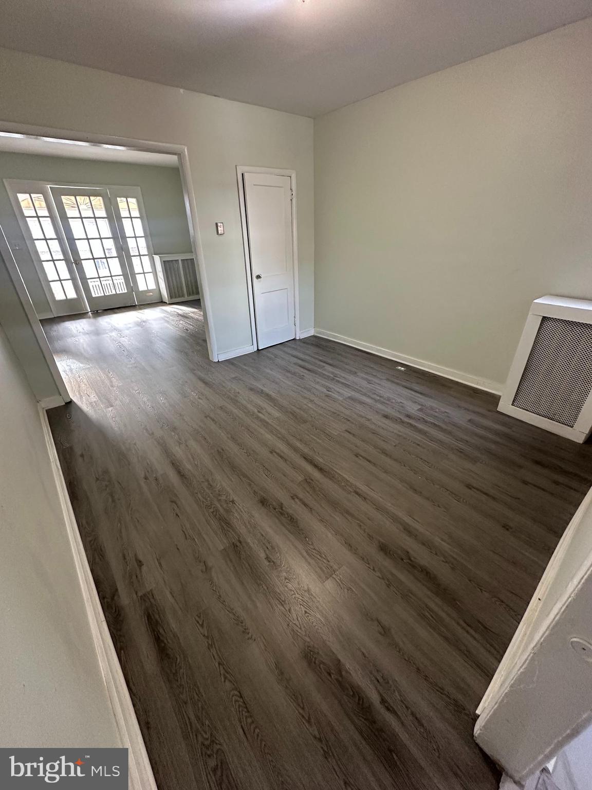 LAWNCREST - Residential