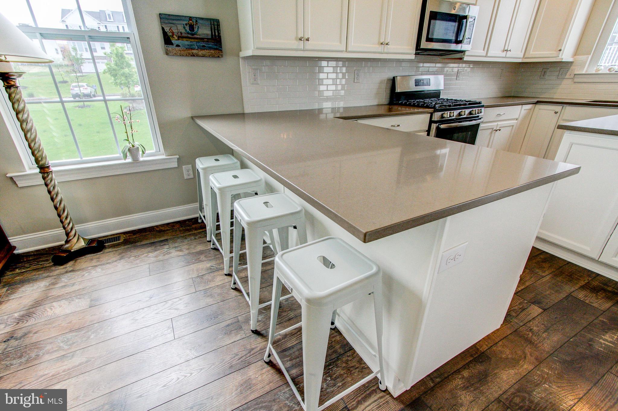 COURTS AT BRYNWOOD - Residential