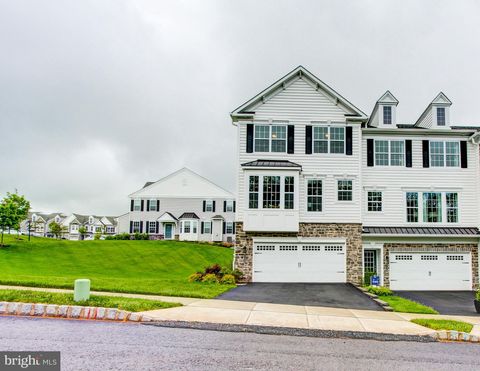 Photo of 135 Woodwinds Drive, COLLEGEVILLE, PA 19426 (MLS # PAMC2176690)