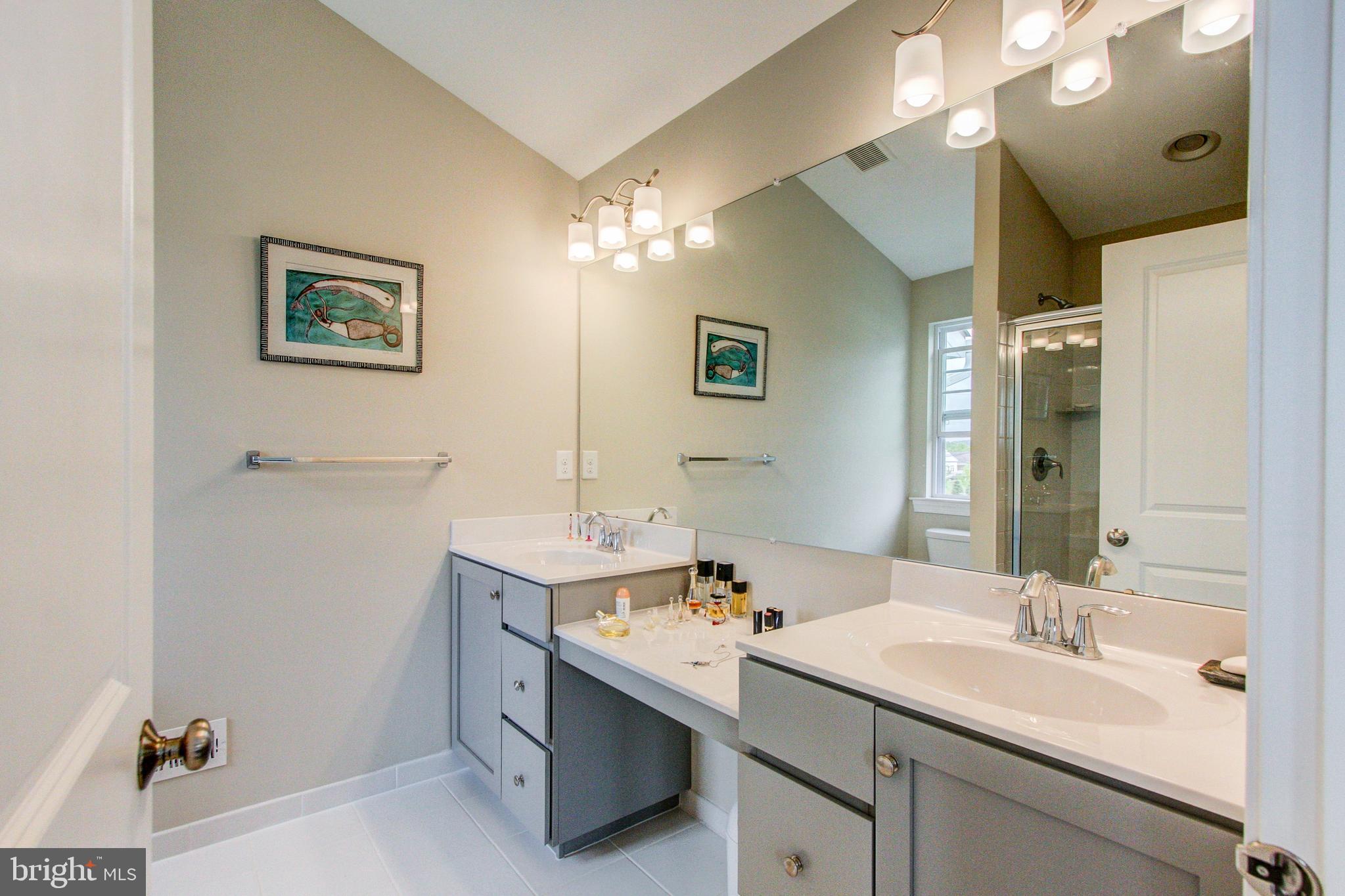 COURTS AT BRYNWOOD - Residential