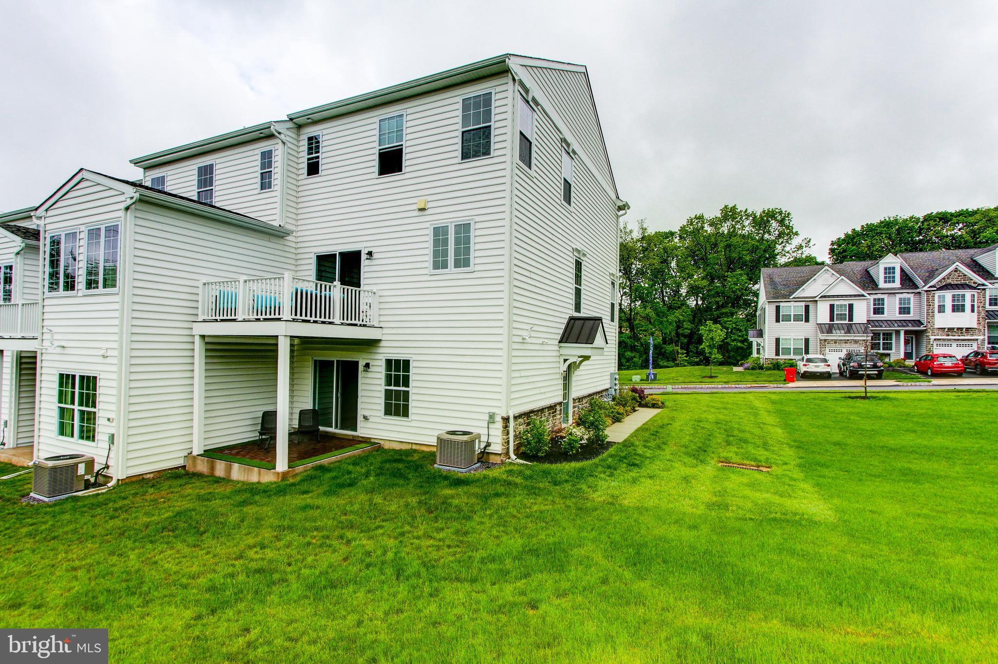 COURTS AT BRYNWOOD - Residential