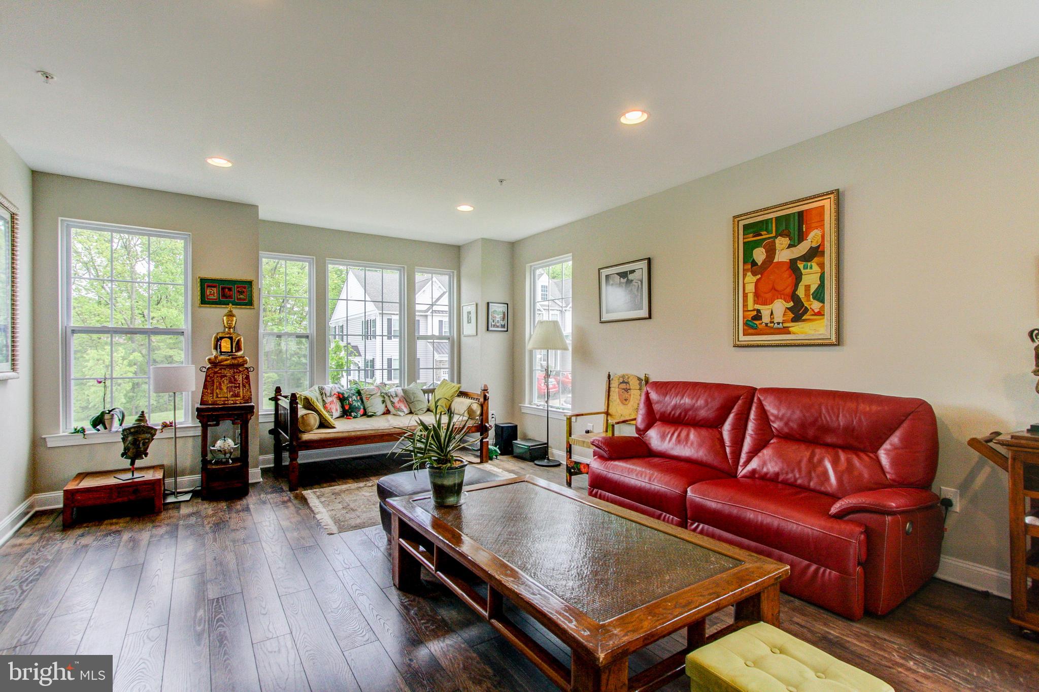 COURTS AT BRYNWOOD - Residential