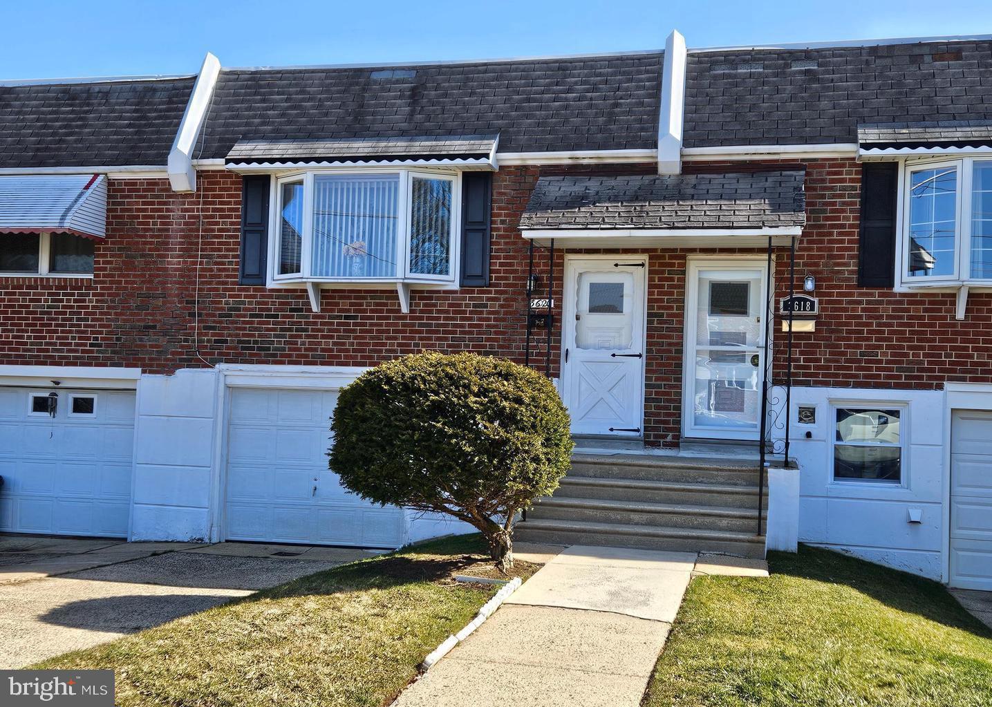 PARKWOOD - Residential Lease