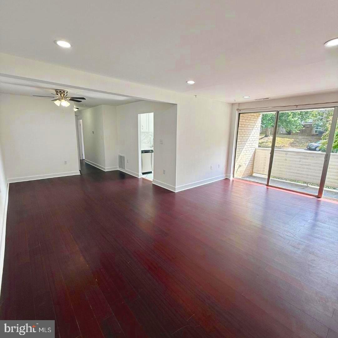 VALLEY PARK - Residential Lease