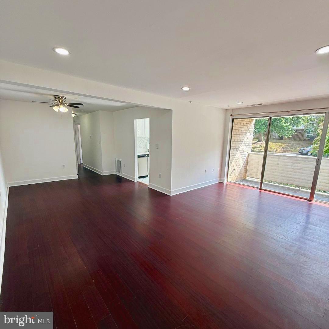 VALLEY PARK - Residential Lease
