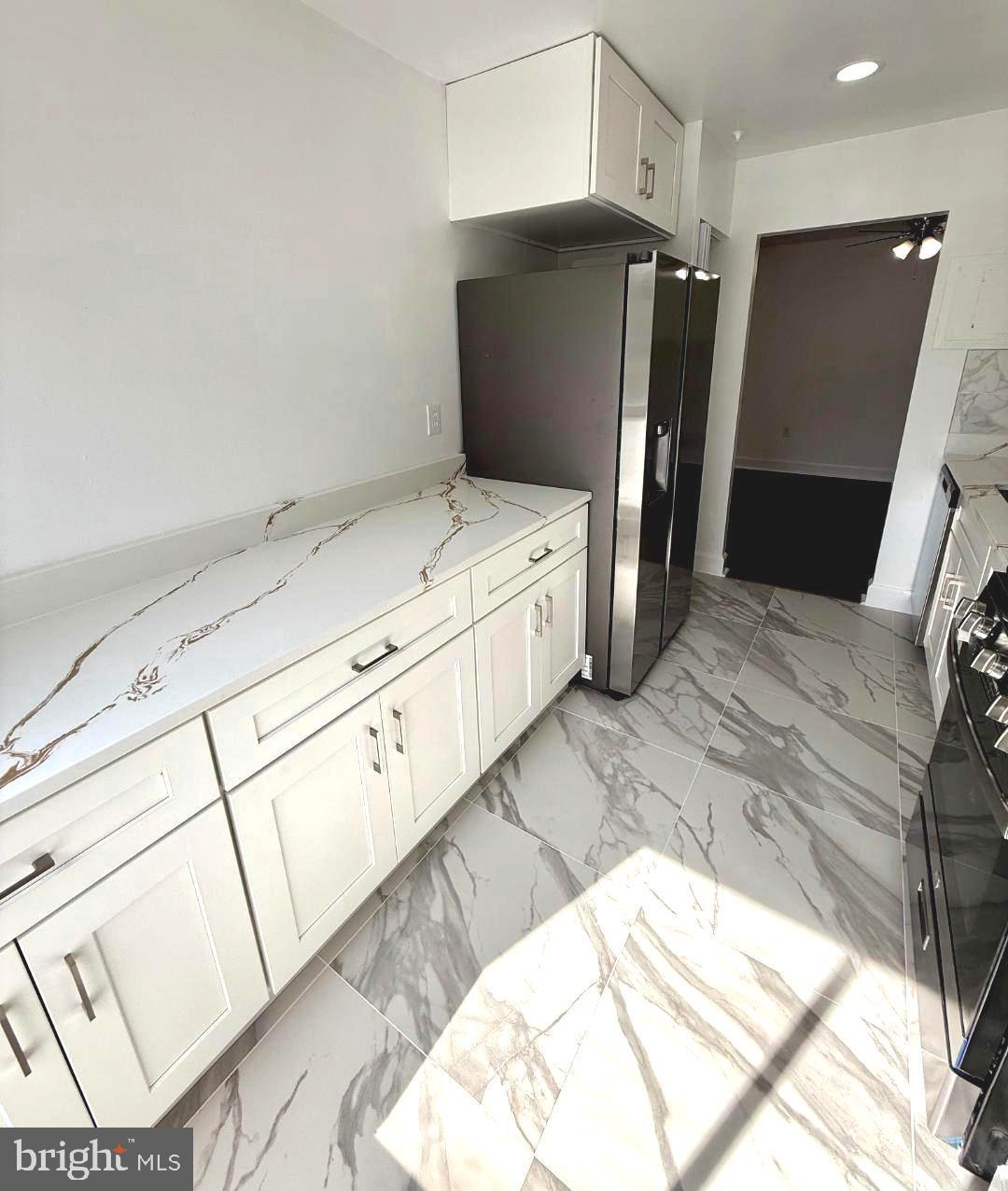 VALLEY PARK - Residential Lease