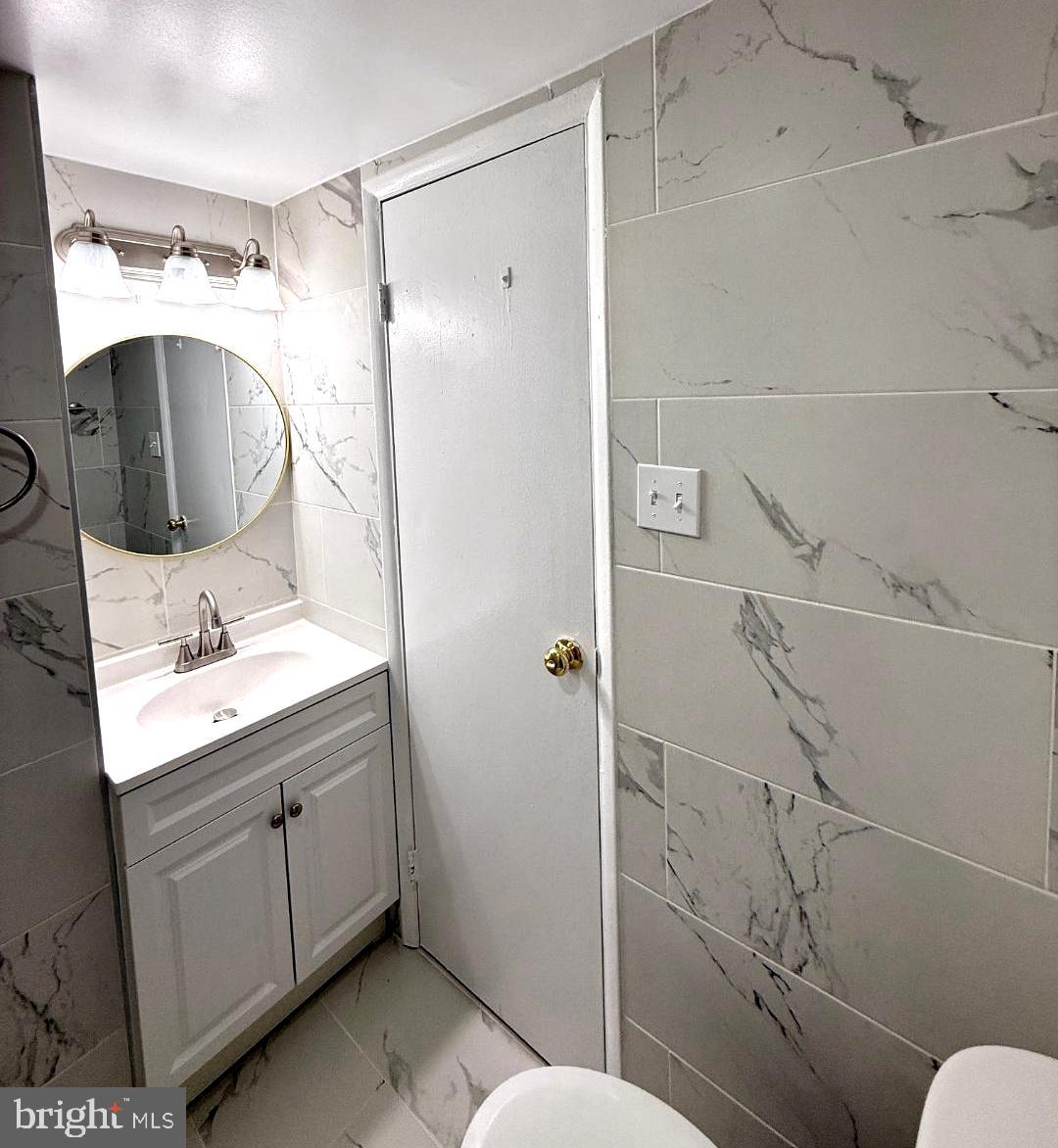 VALLEY PARK - Residential Lease