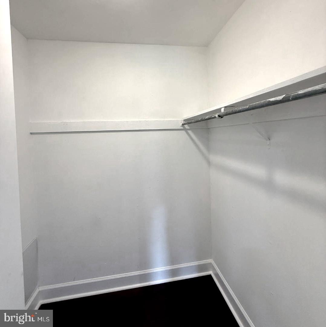 VALLEY PARK - Residential Lease