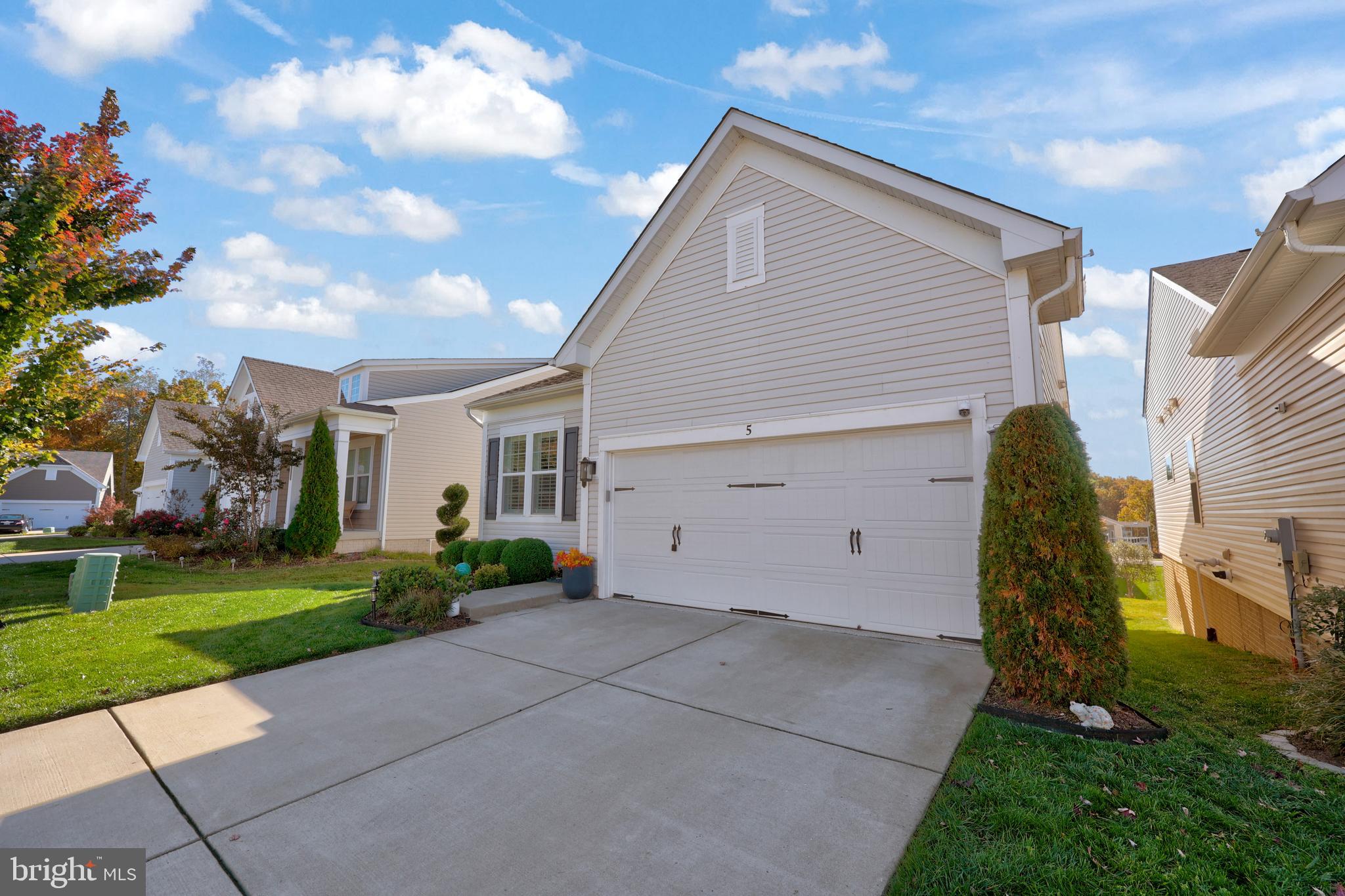 5 MONTAUK AVENUE