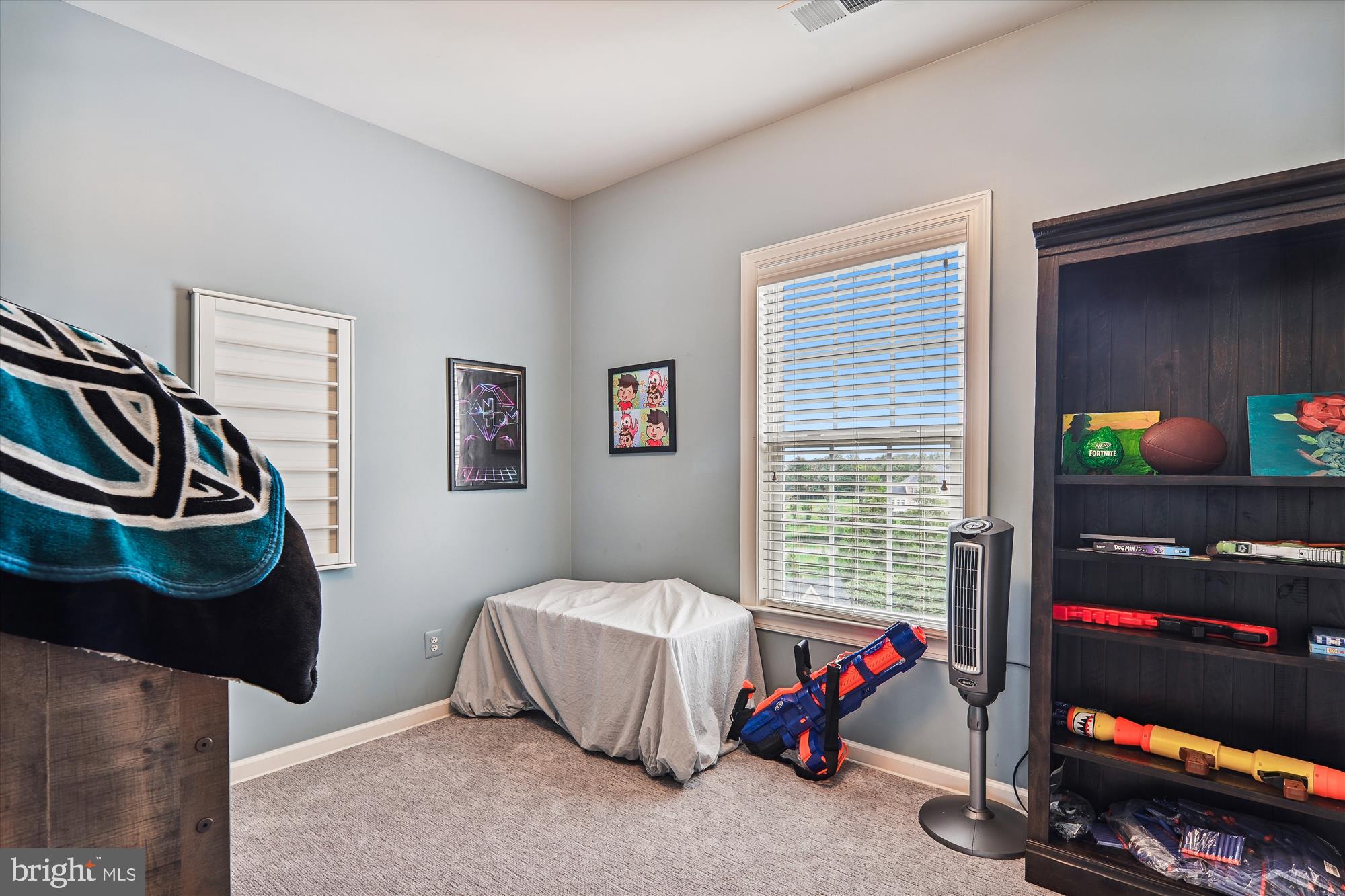 LONG ACRES - Residential