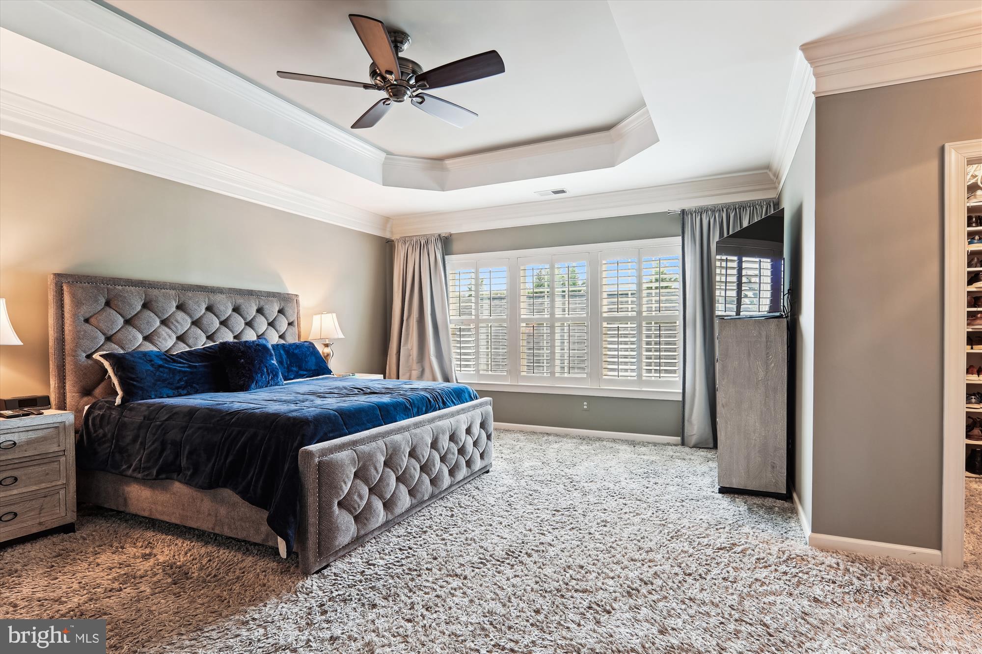 LONG ACRES - Residential