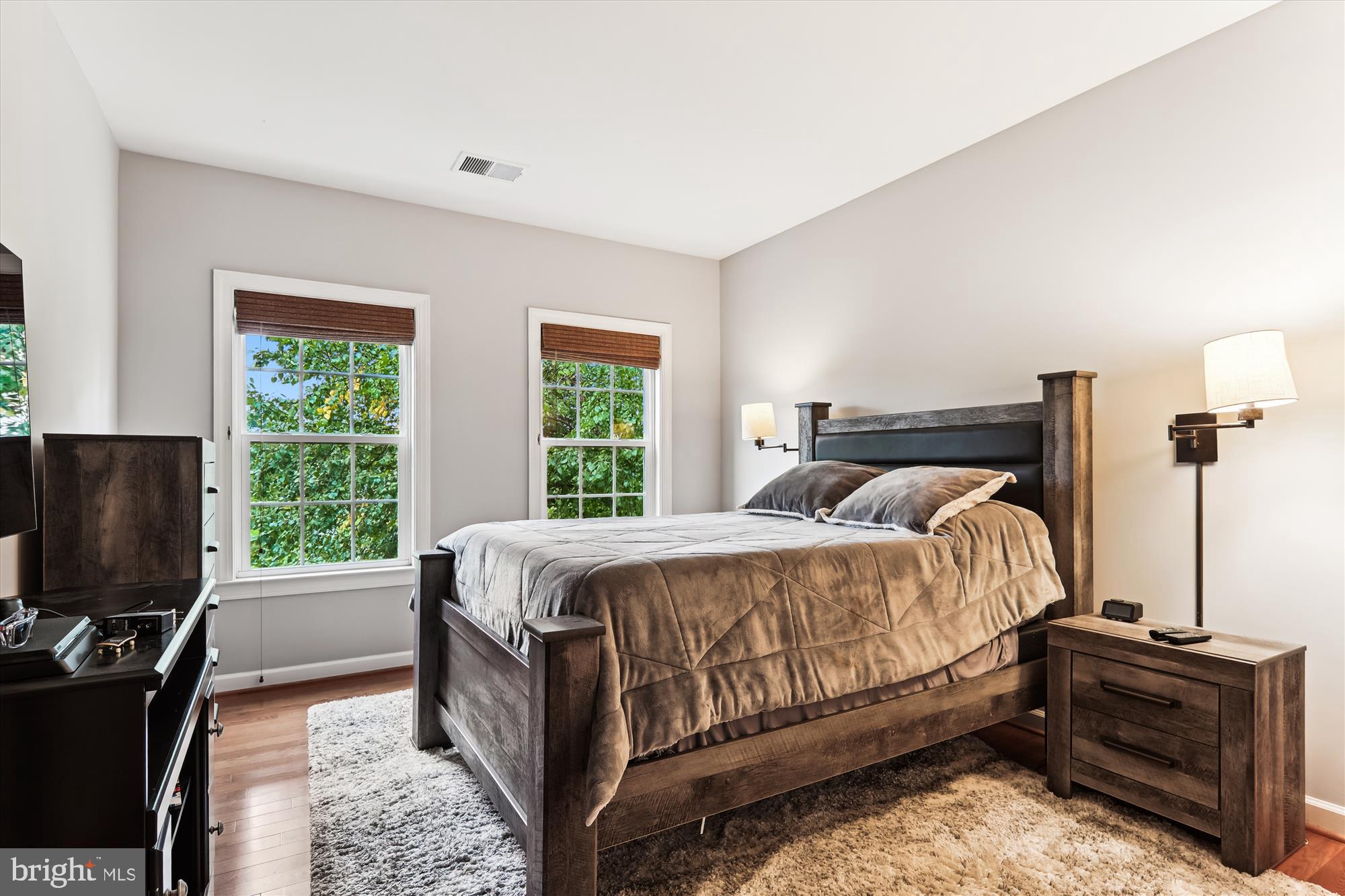 LONG ACRES - Residential