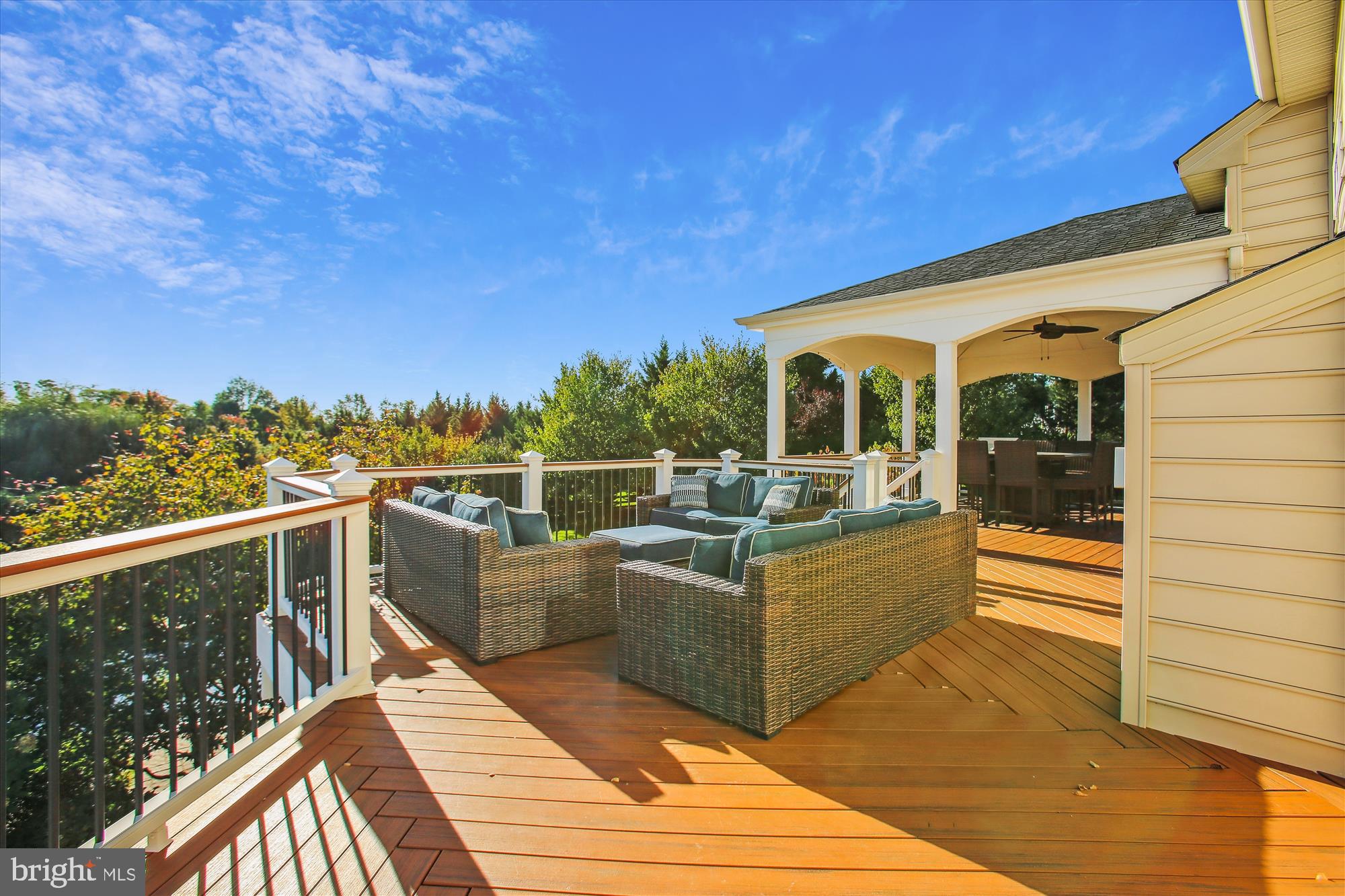 LONG ACRES - Residential