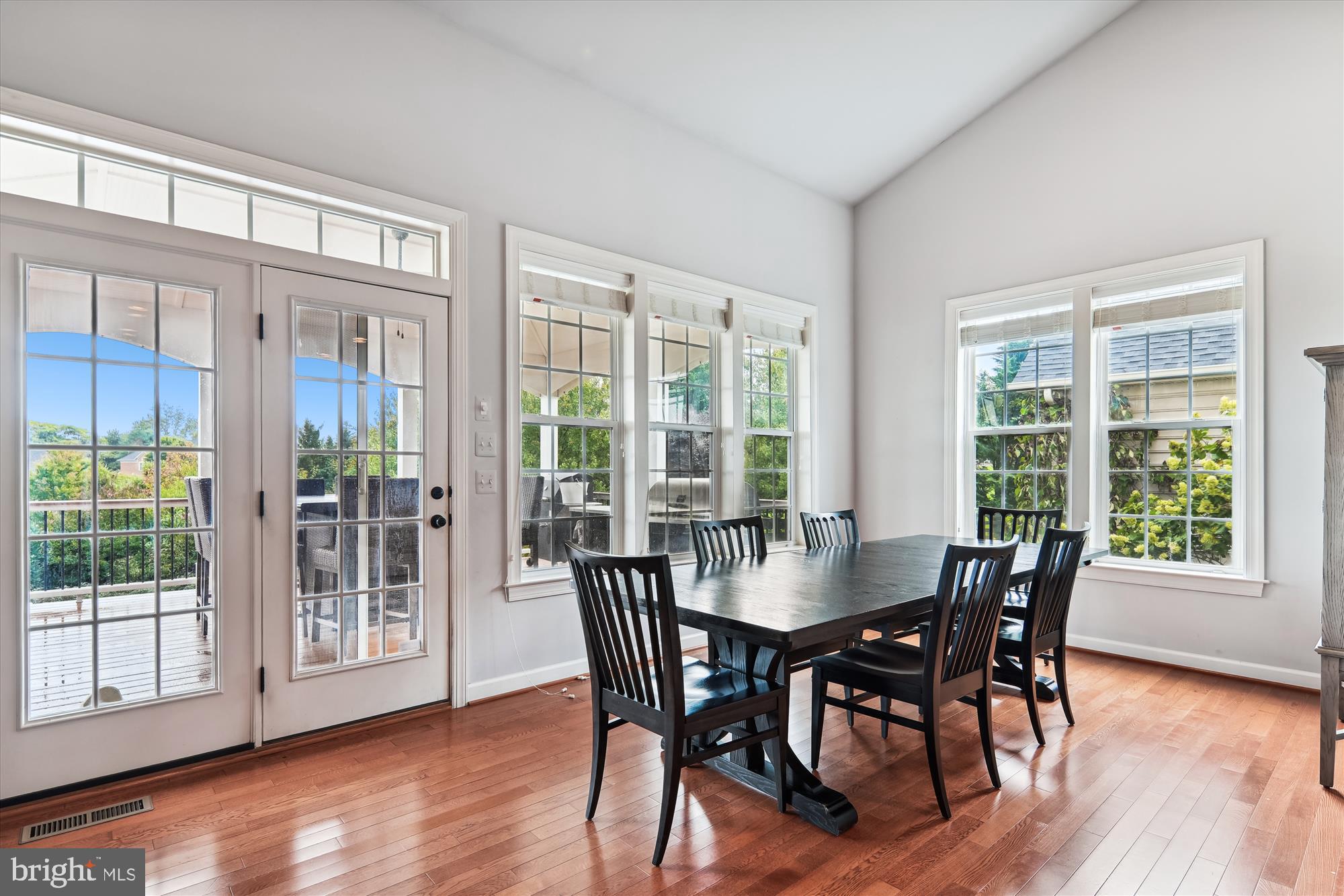 LONG ACRES - Residential