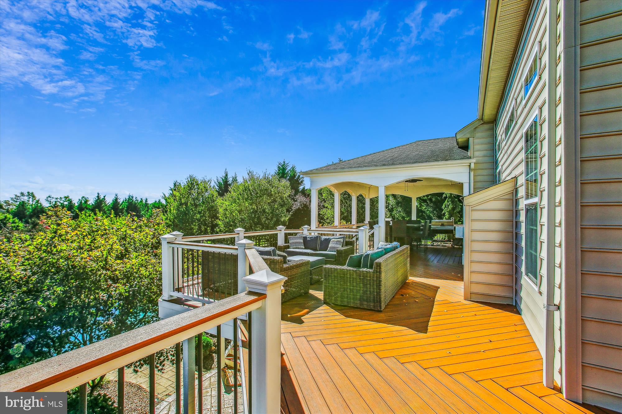 LONG ACRES - Residential