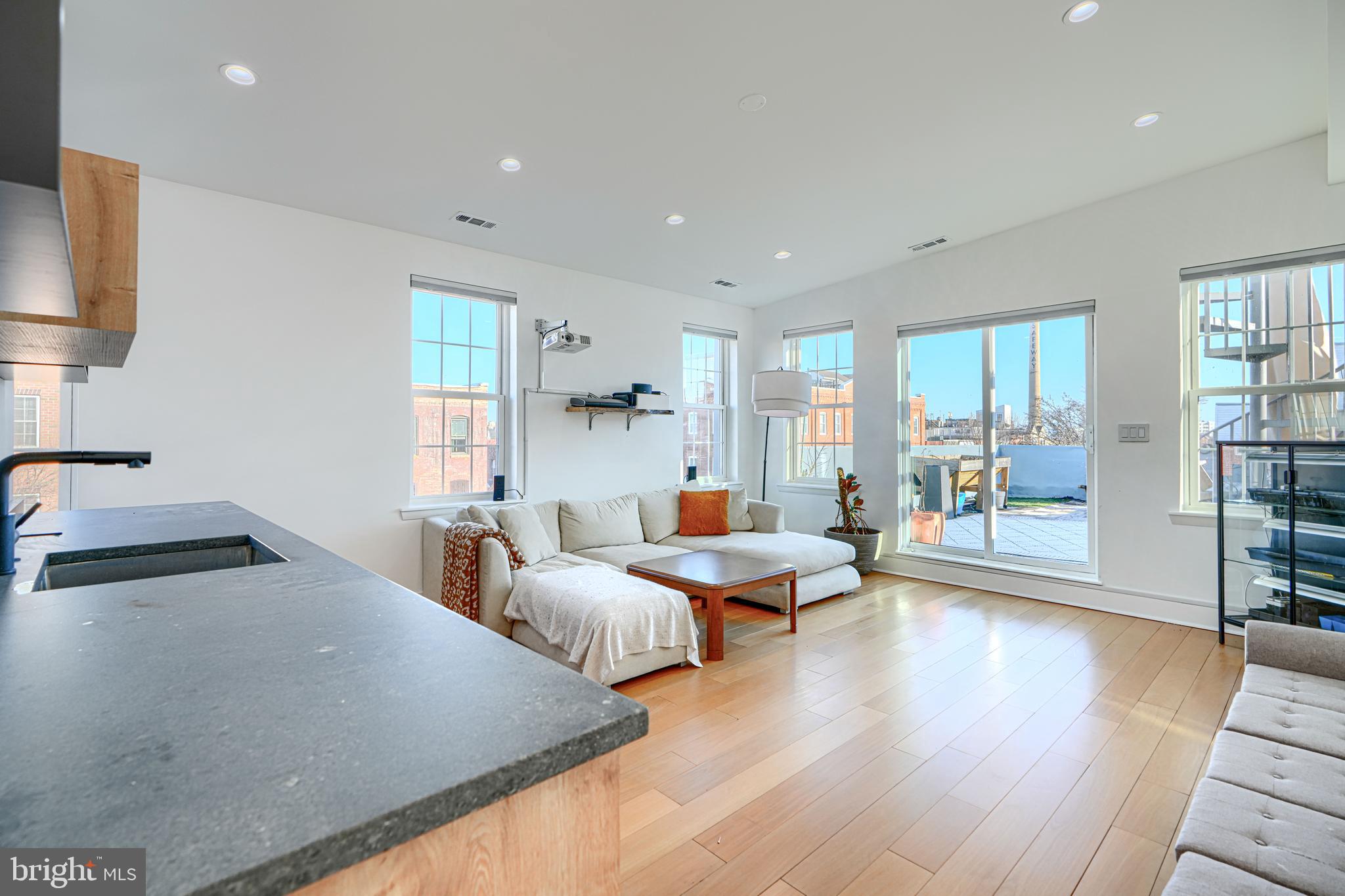 CANTON - Residential