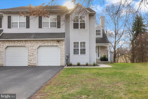 44 DEER RUN ROAD PERKASIE PA 18944