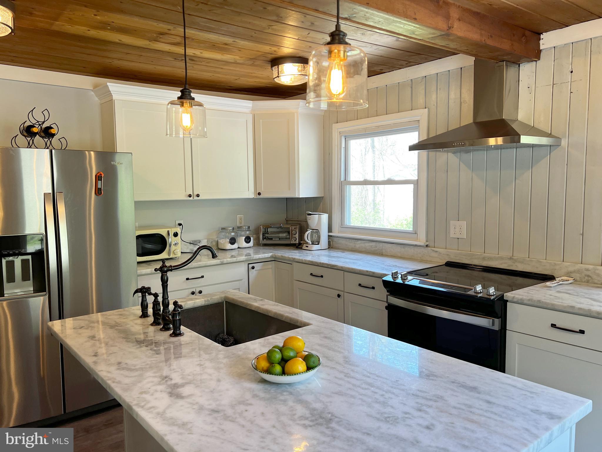 SHEN FARMS MT LAKE - Residential