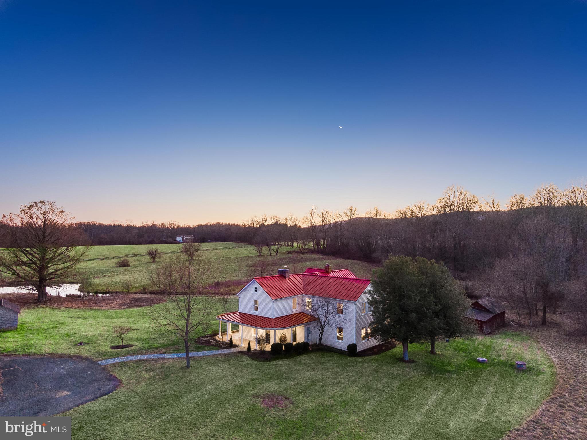 WATERFIELD HAMLET - Residential