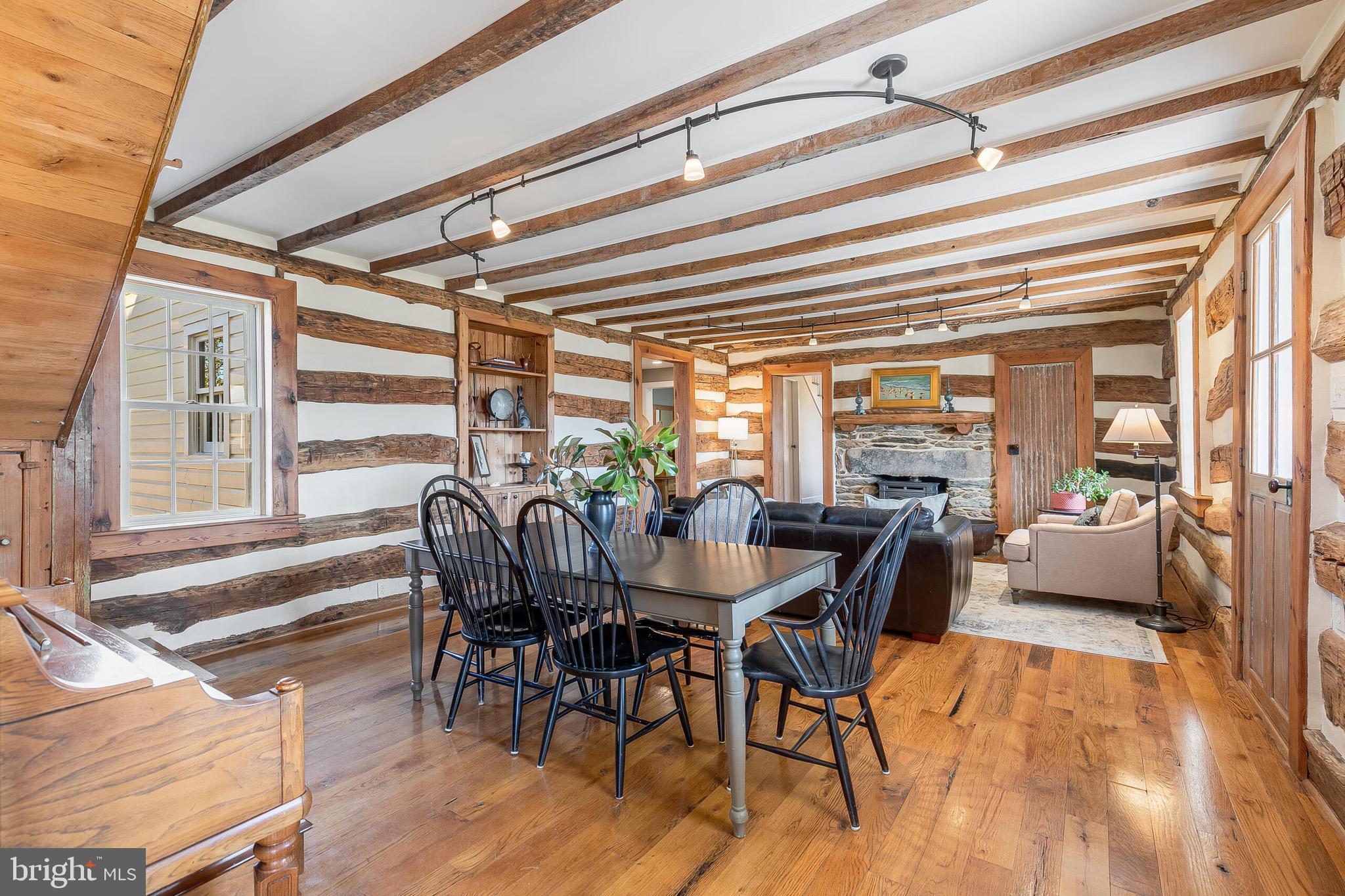 WATERFIELD HAMLET - Residential