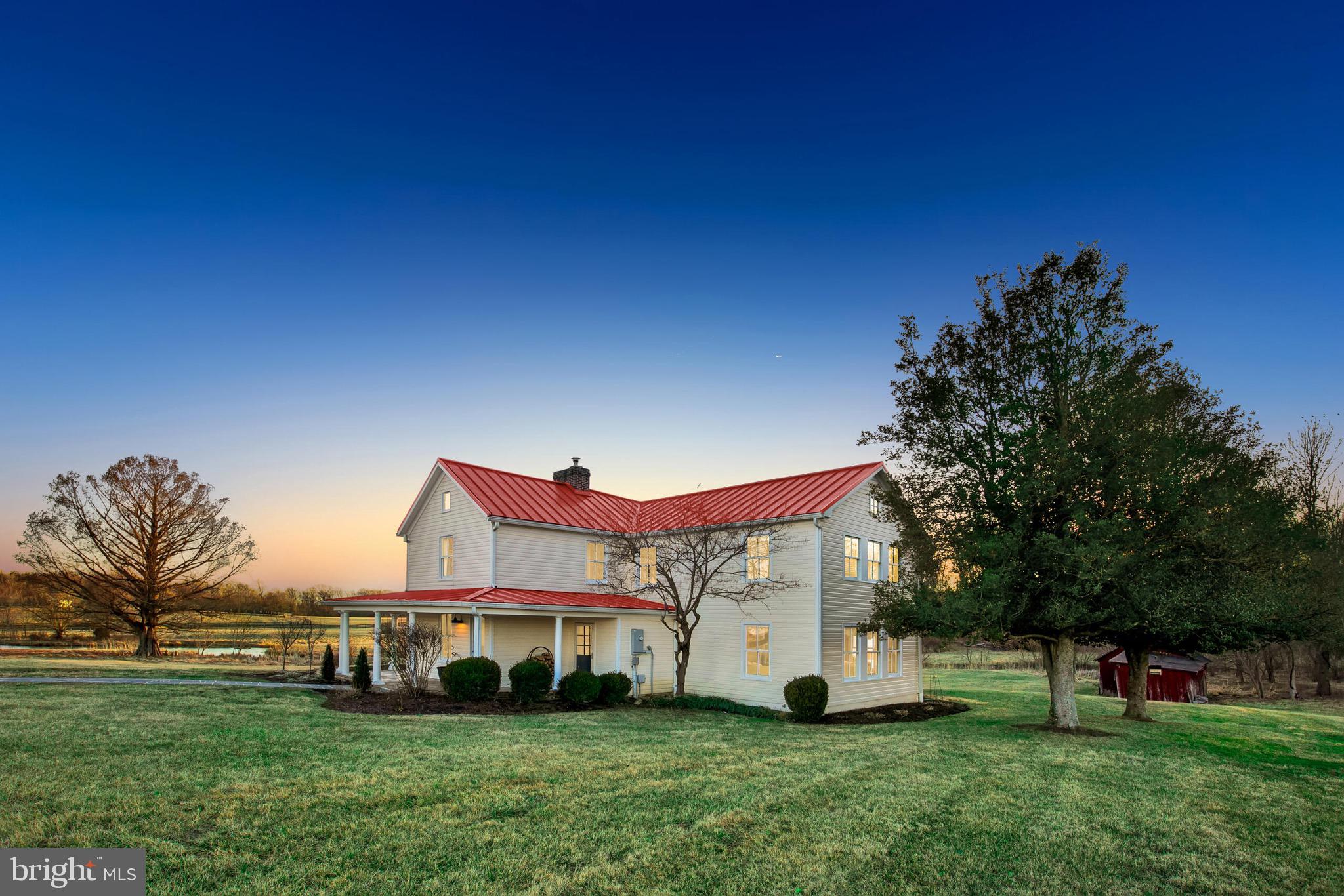 WATERFIELD HAMLET - Residential