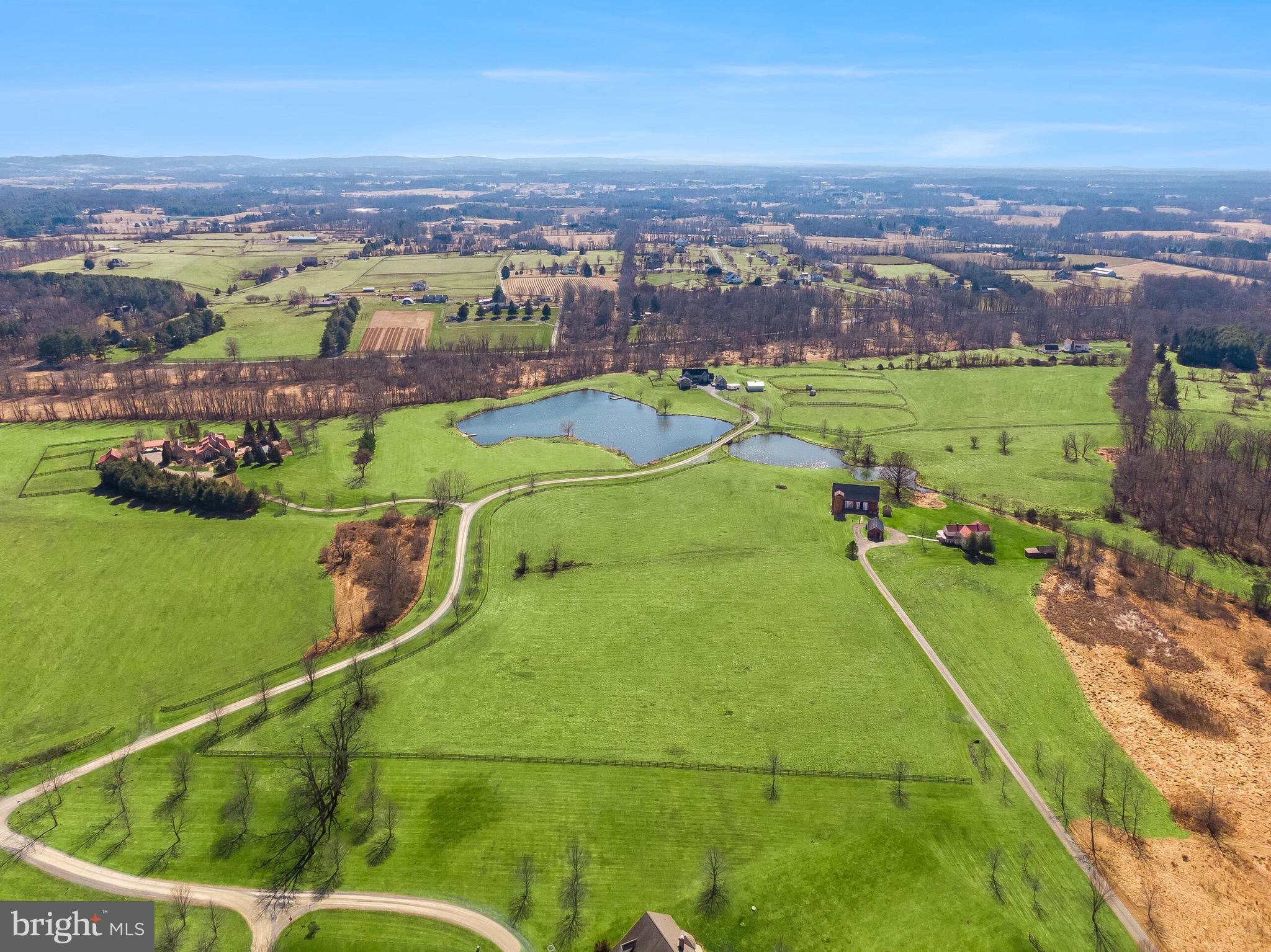 WATERFIELD HAMLET - Residential