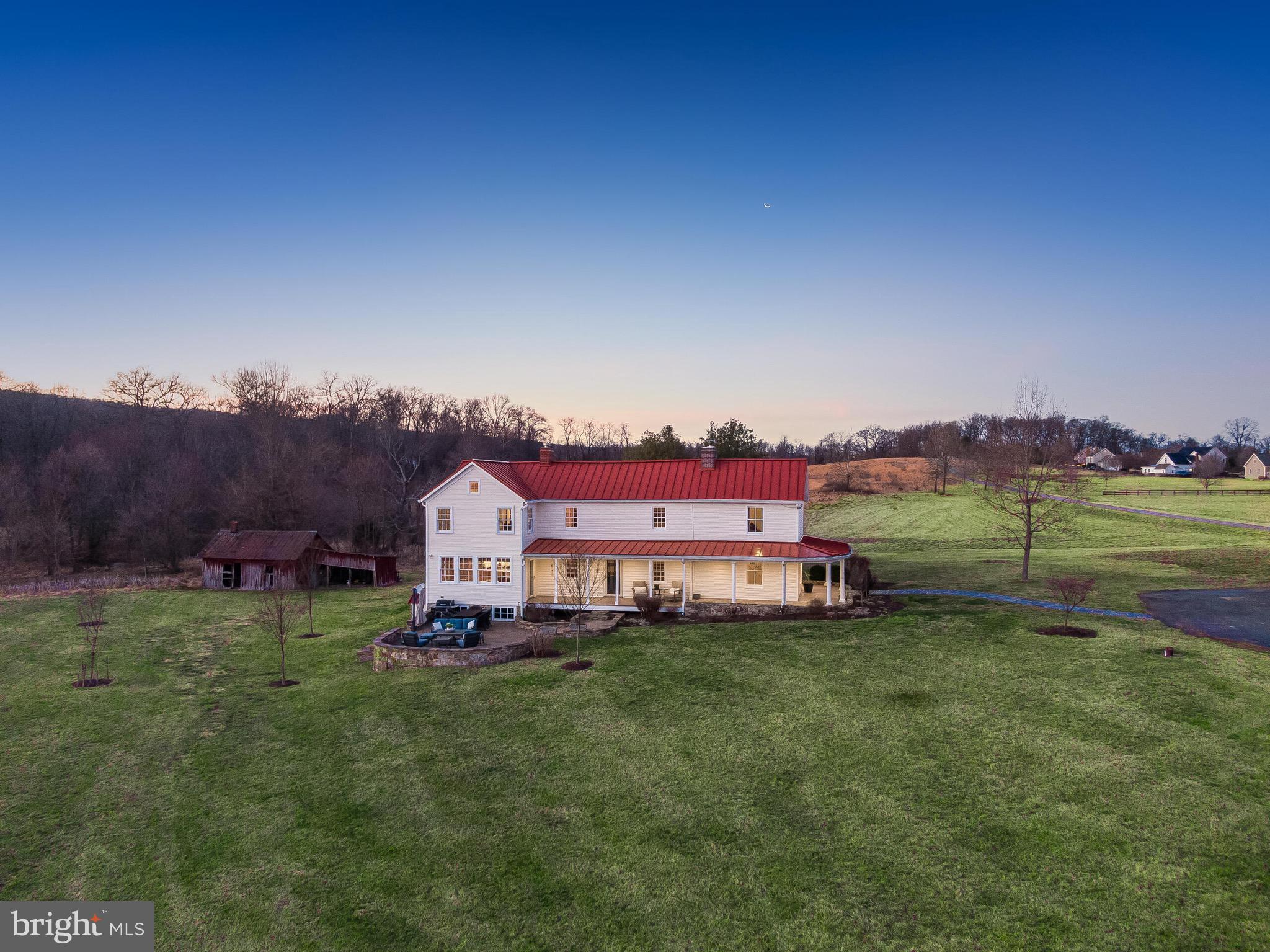WATERFIELD HAMLET - Residential