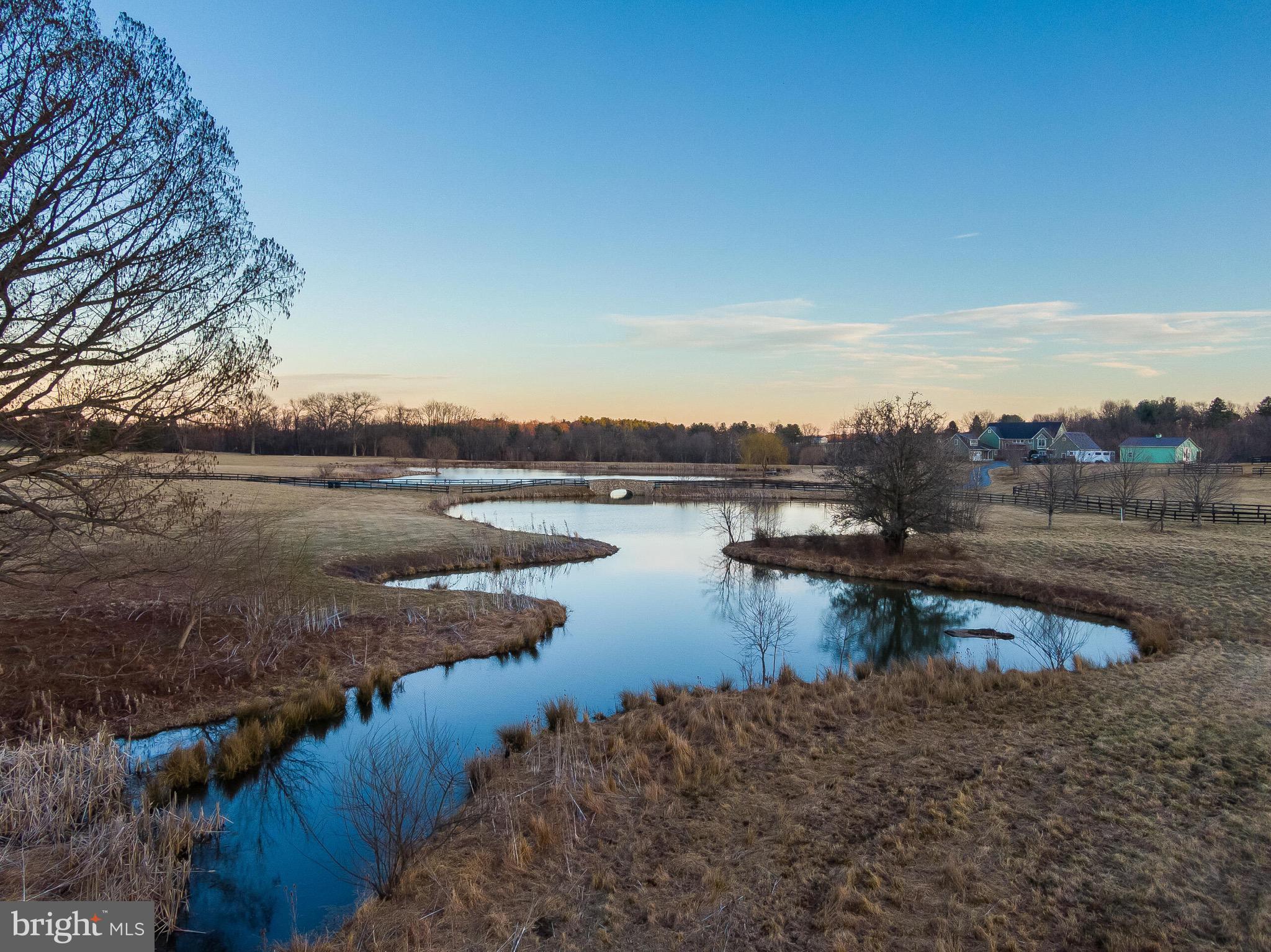 WATERFIELD HAMLET - Residential