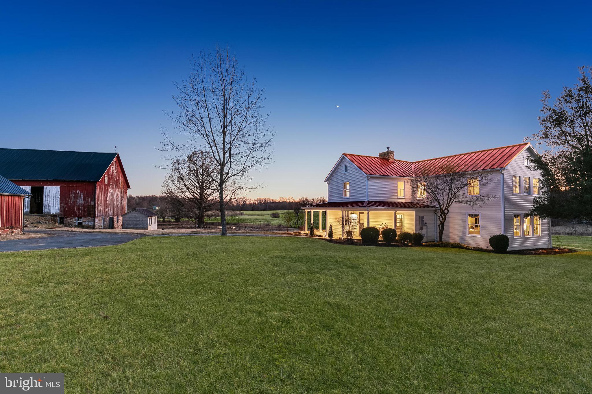 WATERFIELD HAMLET - Residential