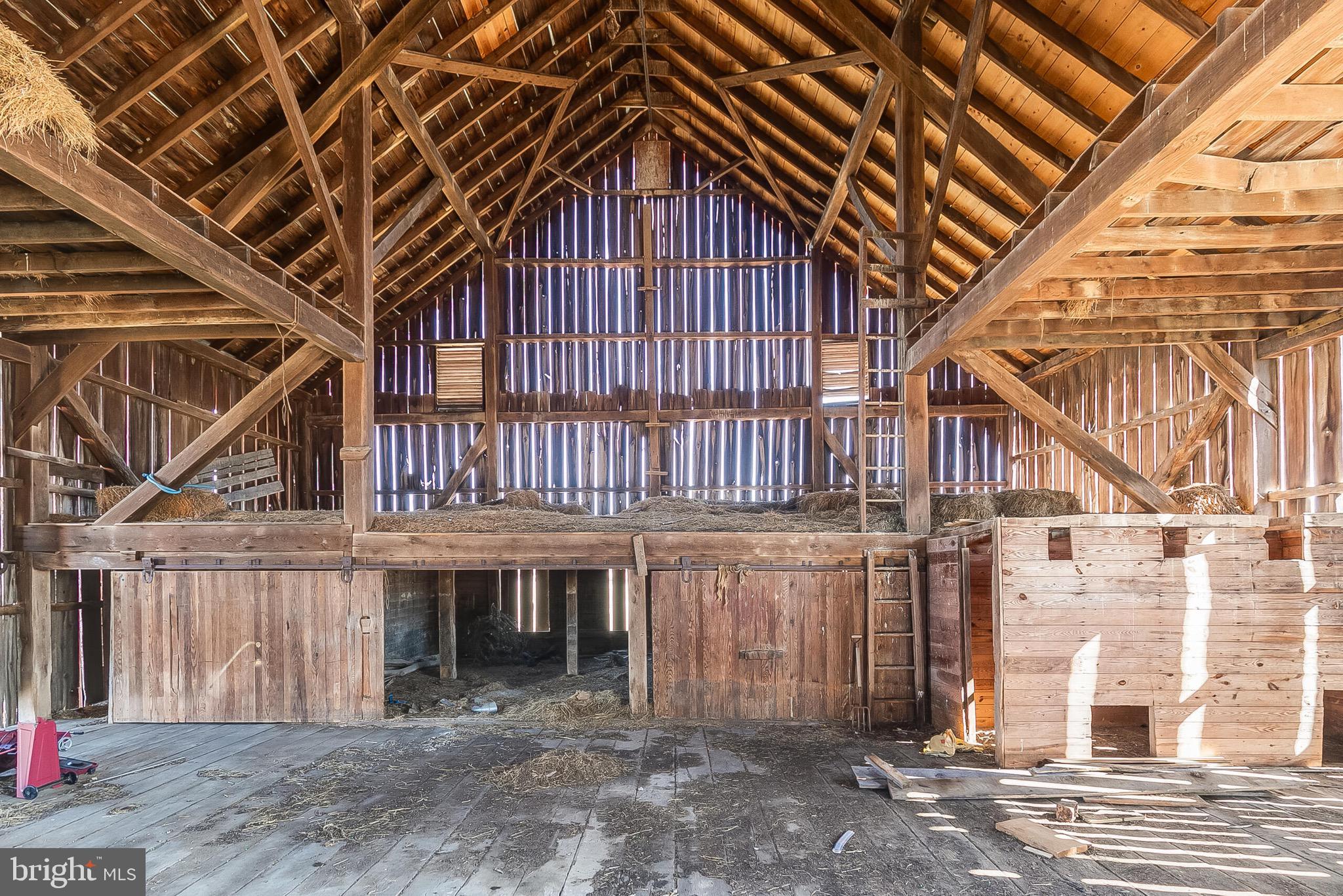 WATERFIELD HAMLET - Residential