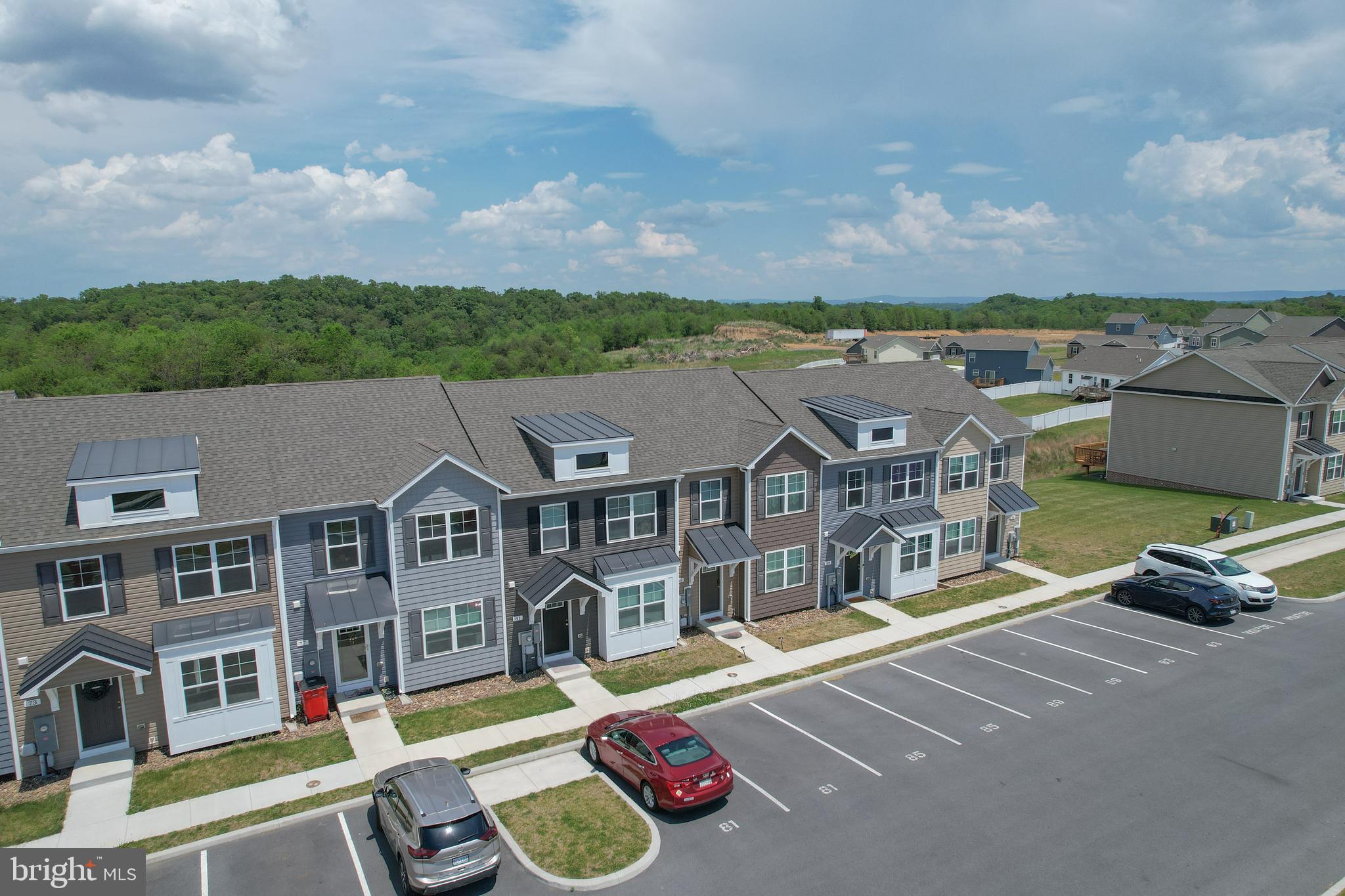 HERITAGE HILLS - Residential
