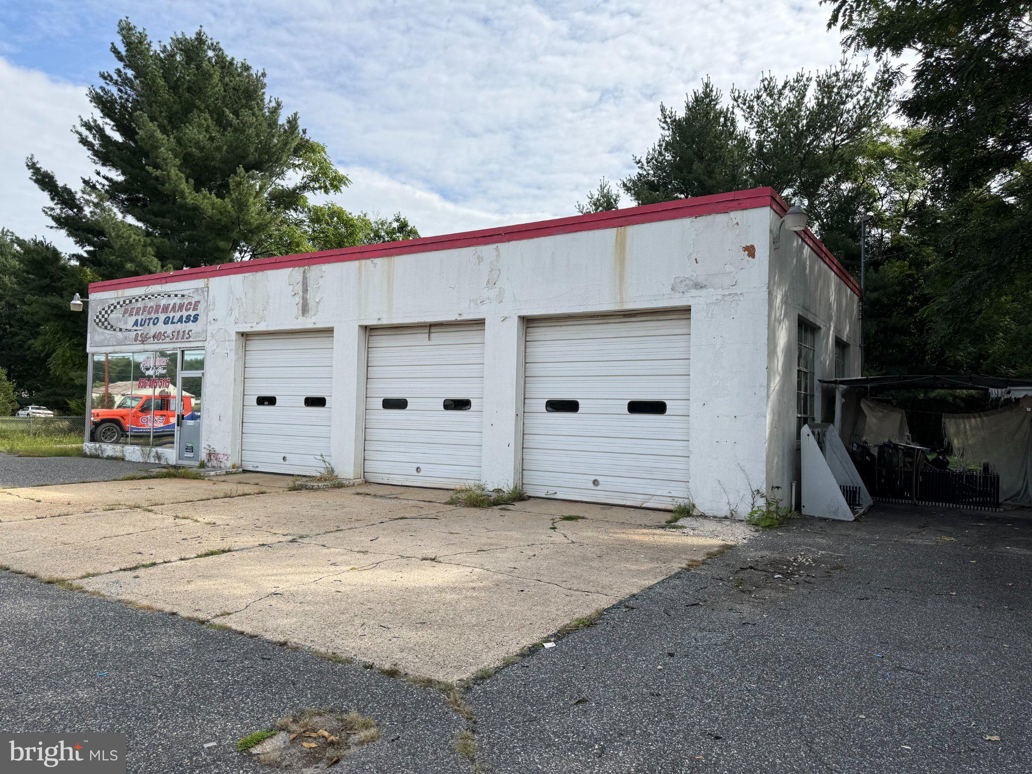 2481 N DELSEA DRIVE