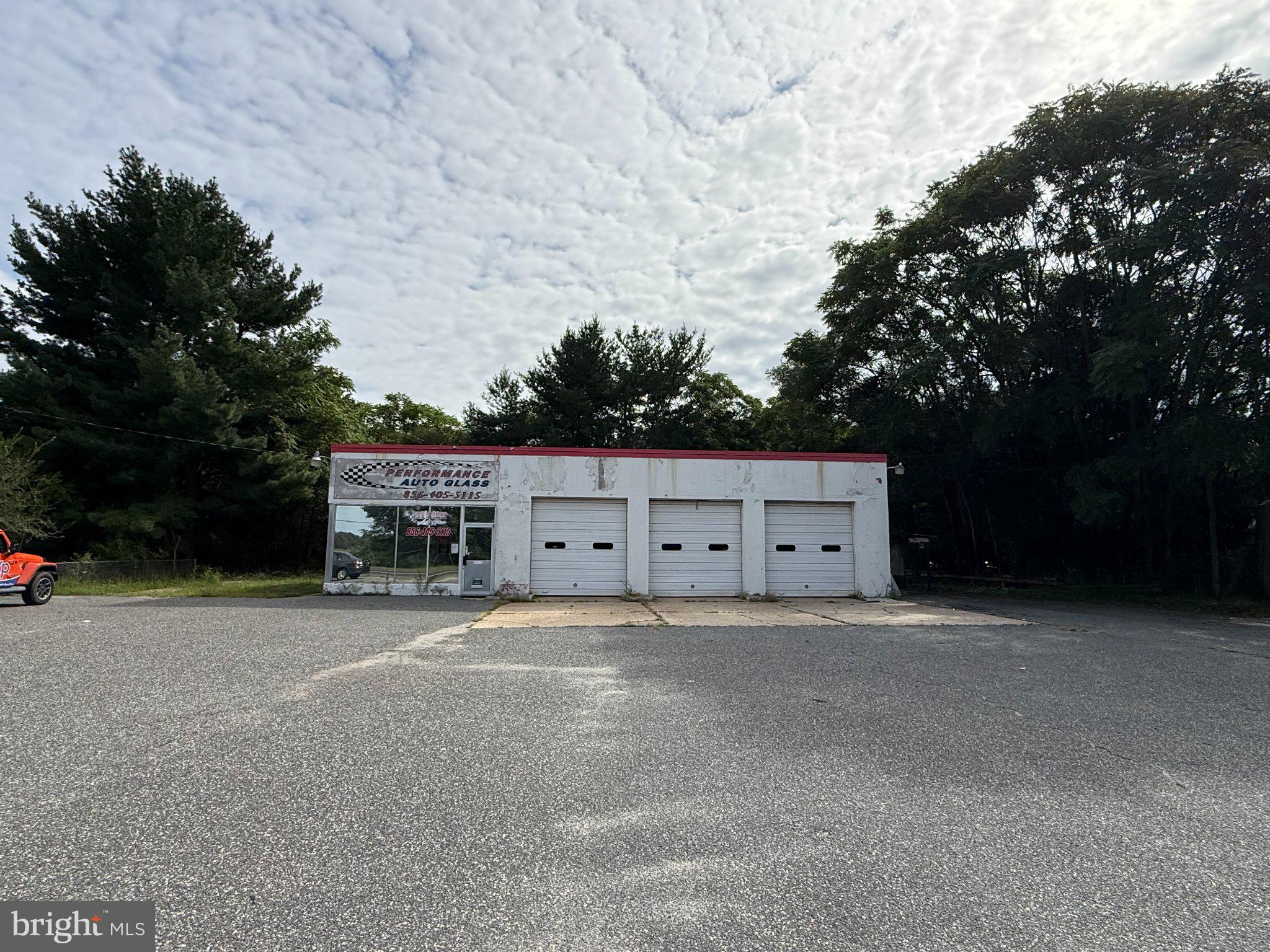 2481 N DELSEA DRIVE