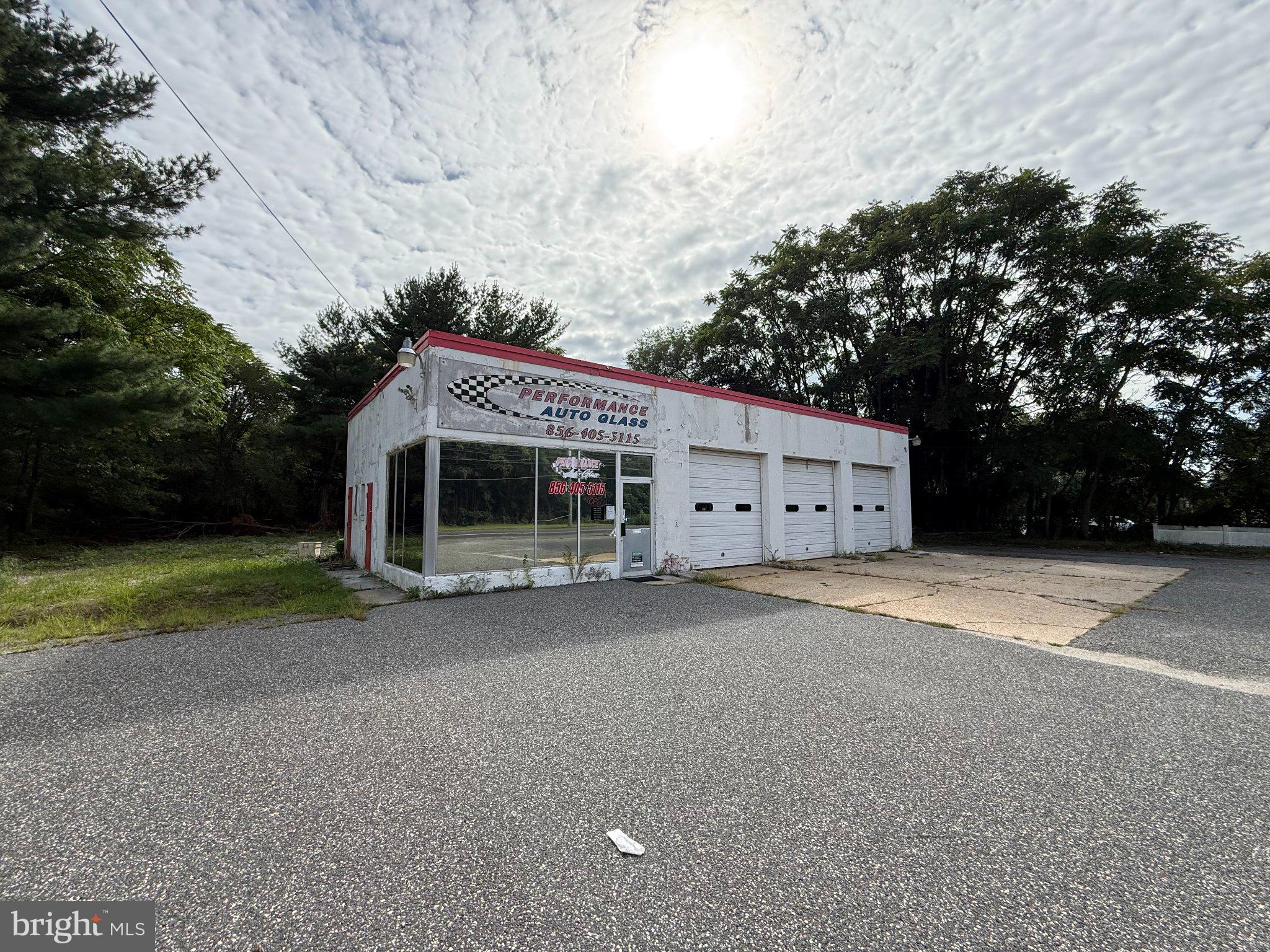 2481 N DELSEA DRIVE