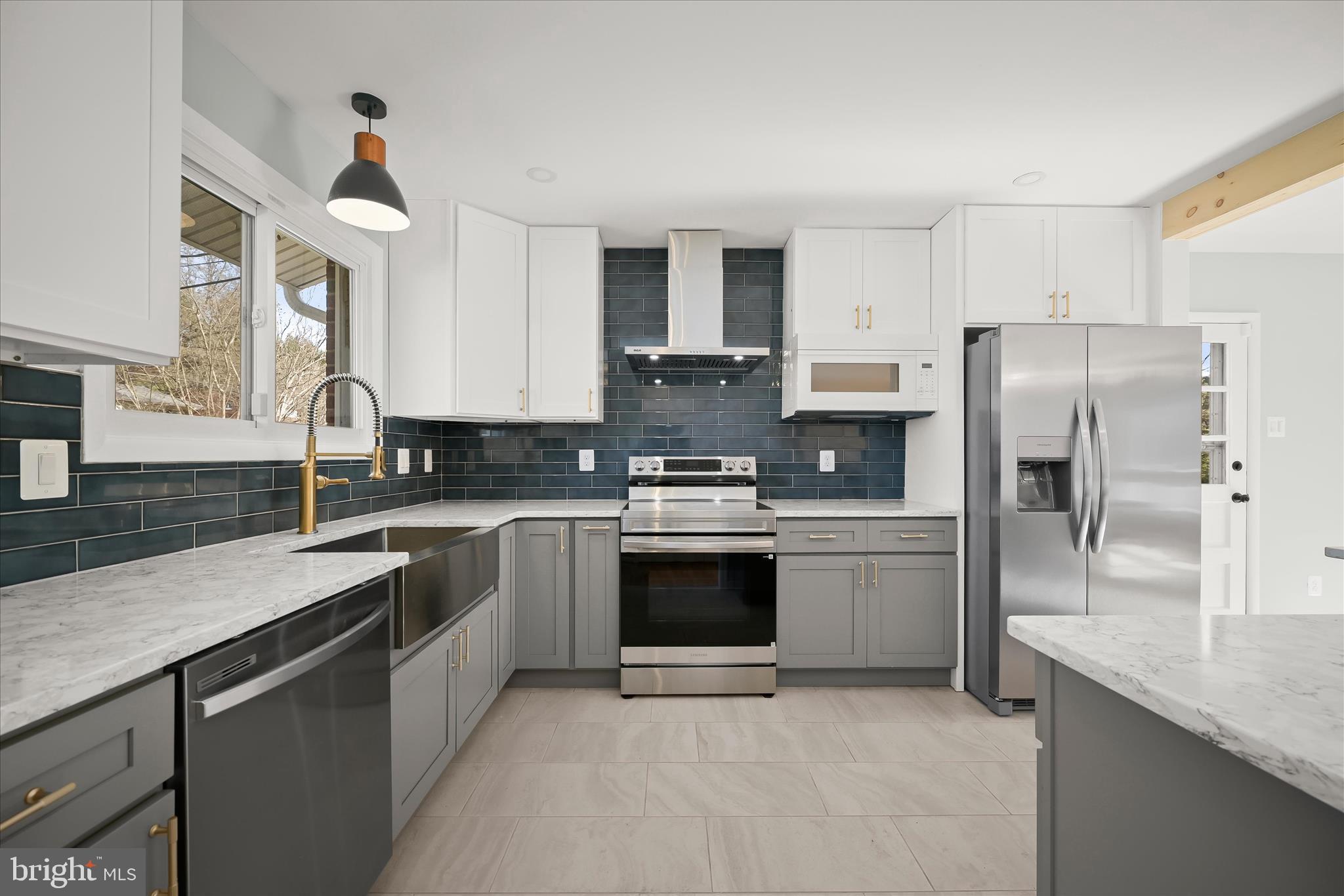 OAKVIEW - Residential