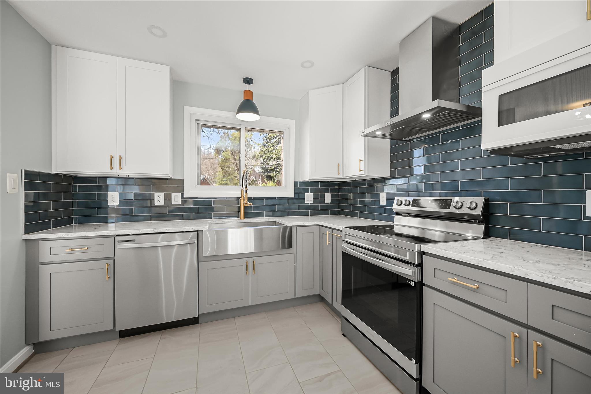 OAKVIEW - Residential