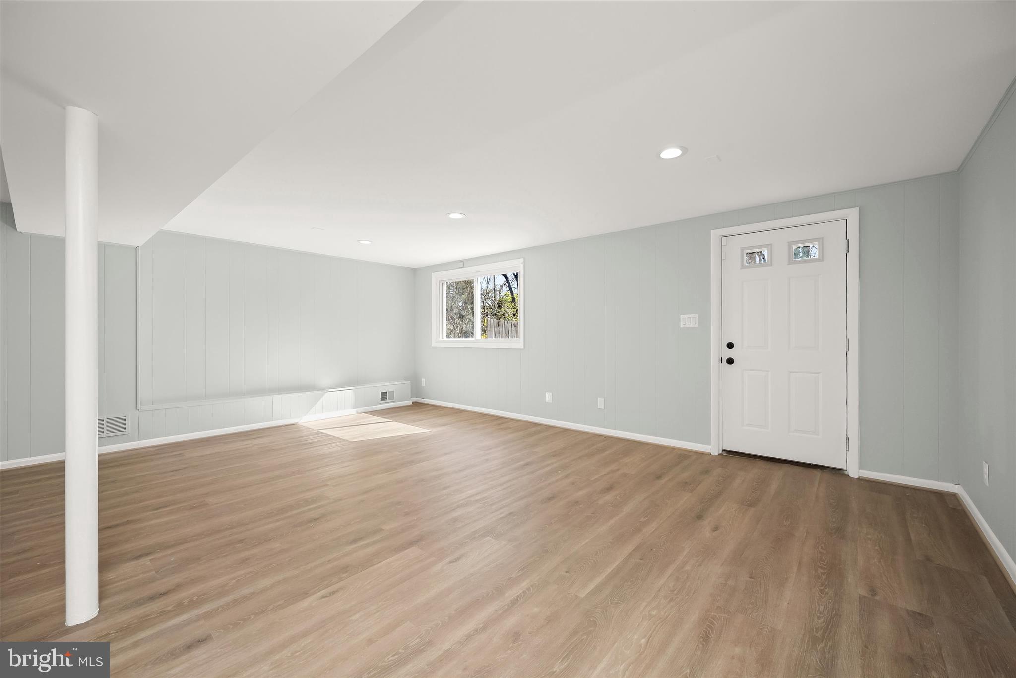 OAKVIEW - Residential