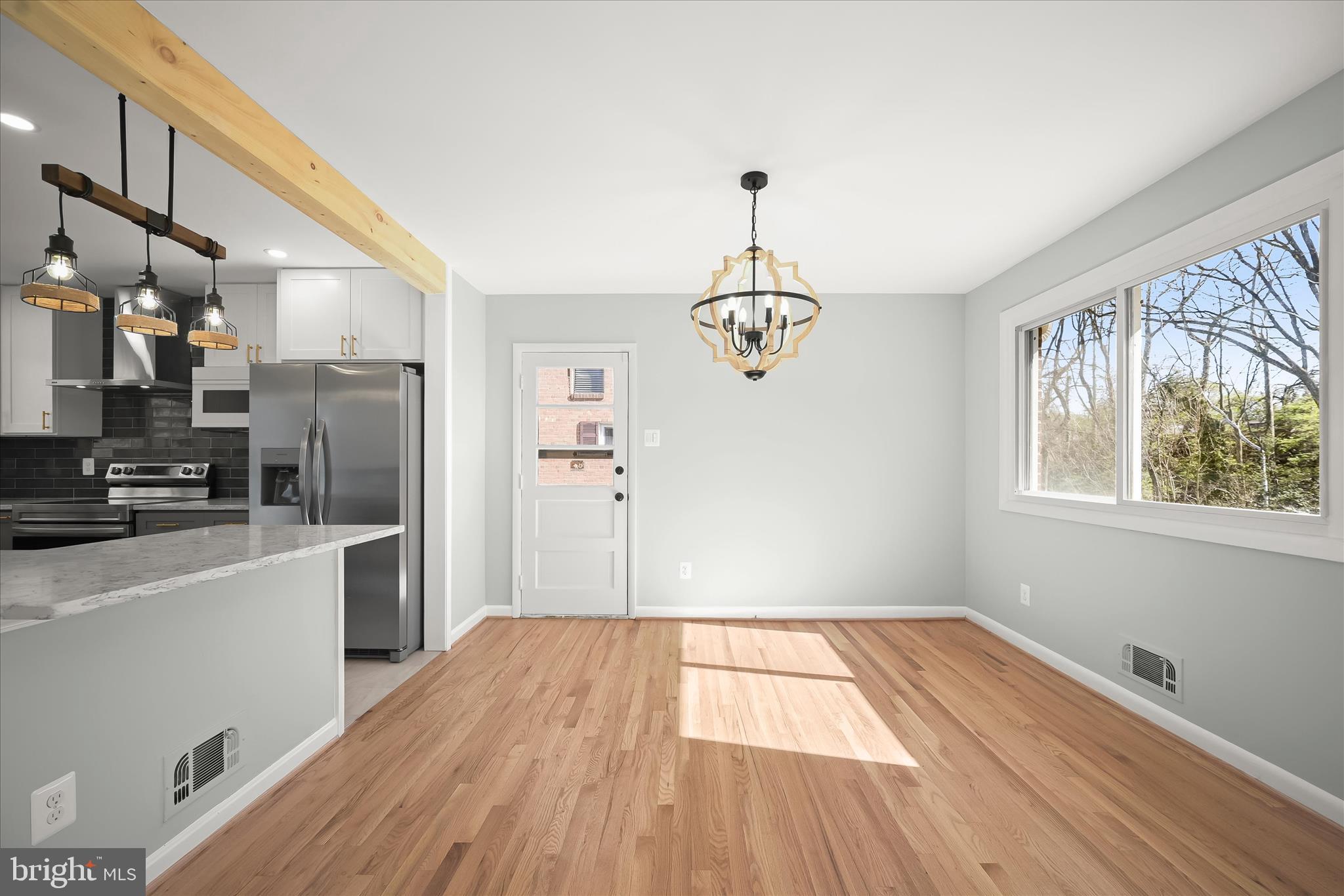 OAKVIEW - Residential