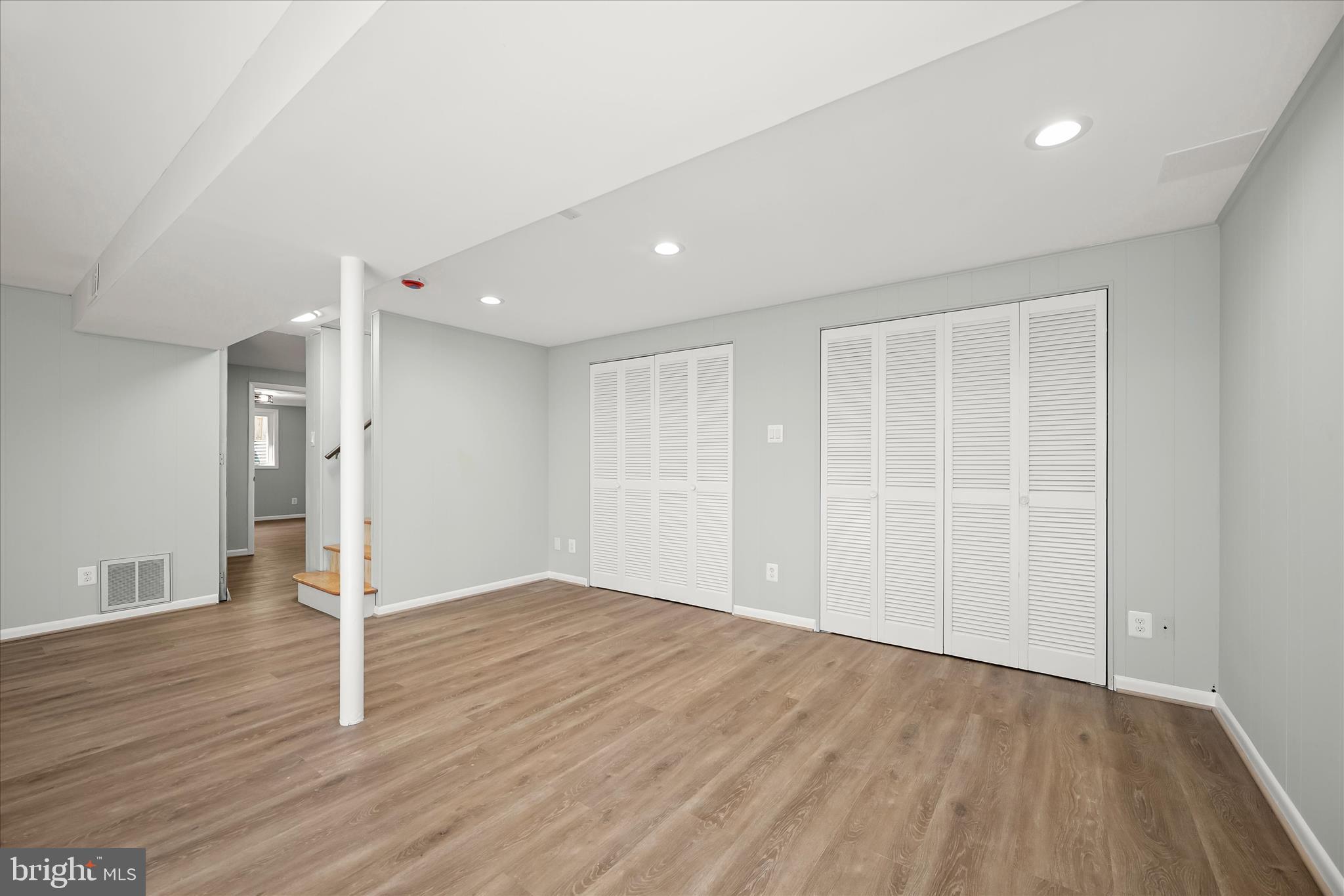 OAKVIEW - Residential