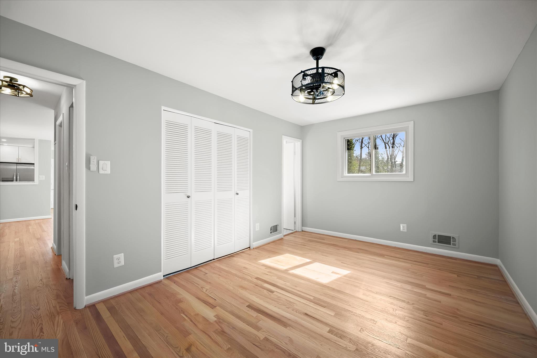 OAKVIEW - Residential