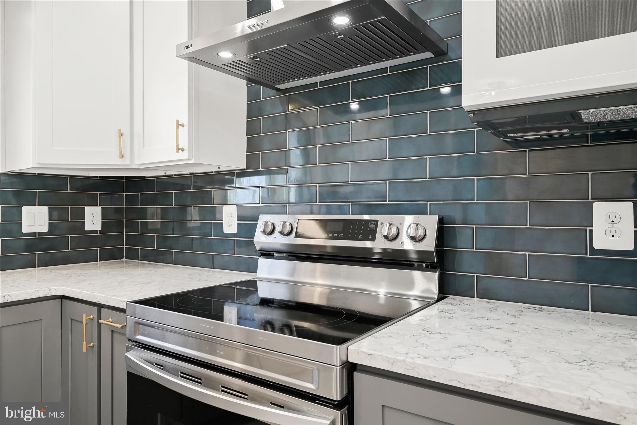 OAKVIEW - Residential