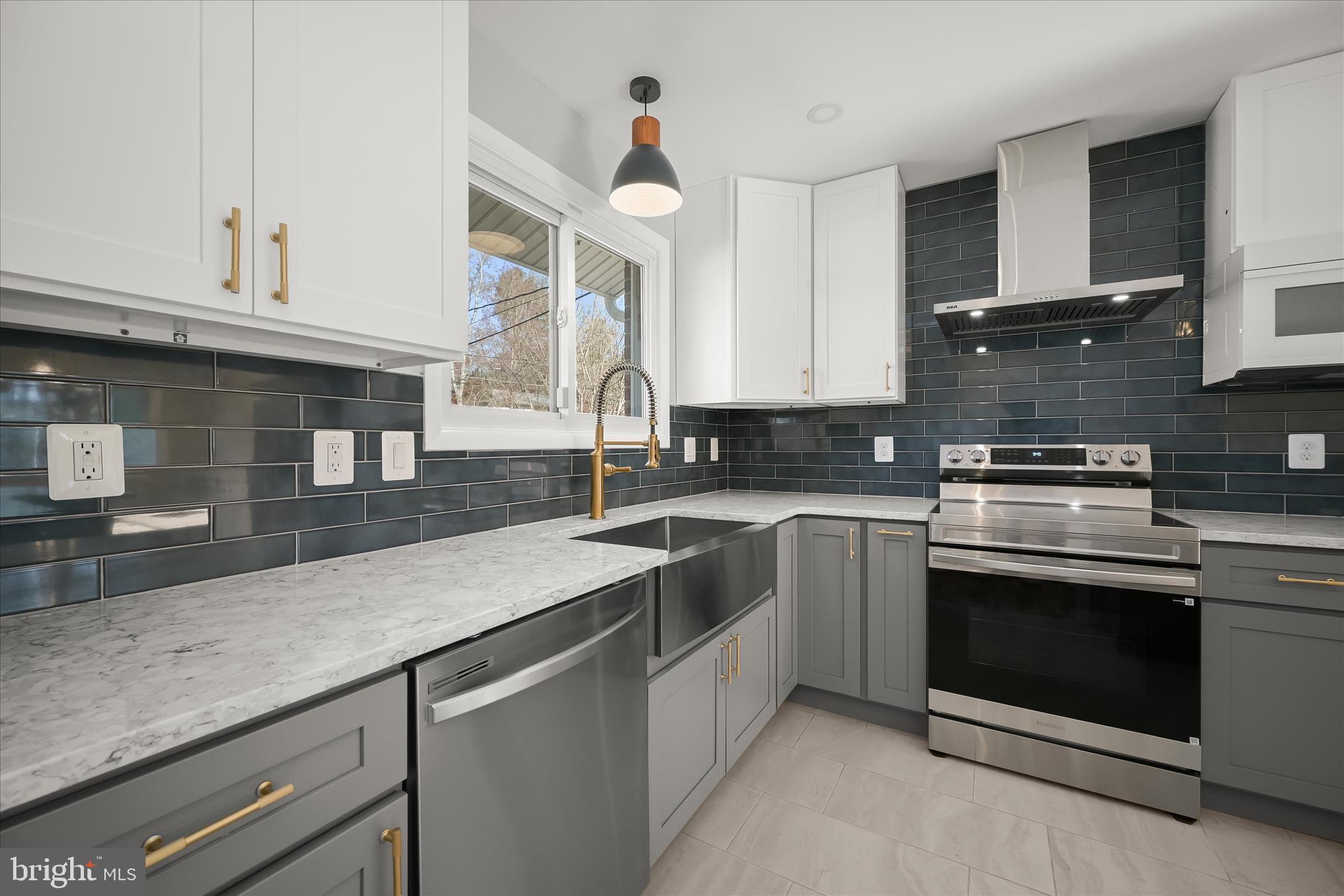 OAKVIEW - Residential