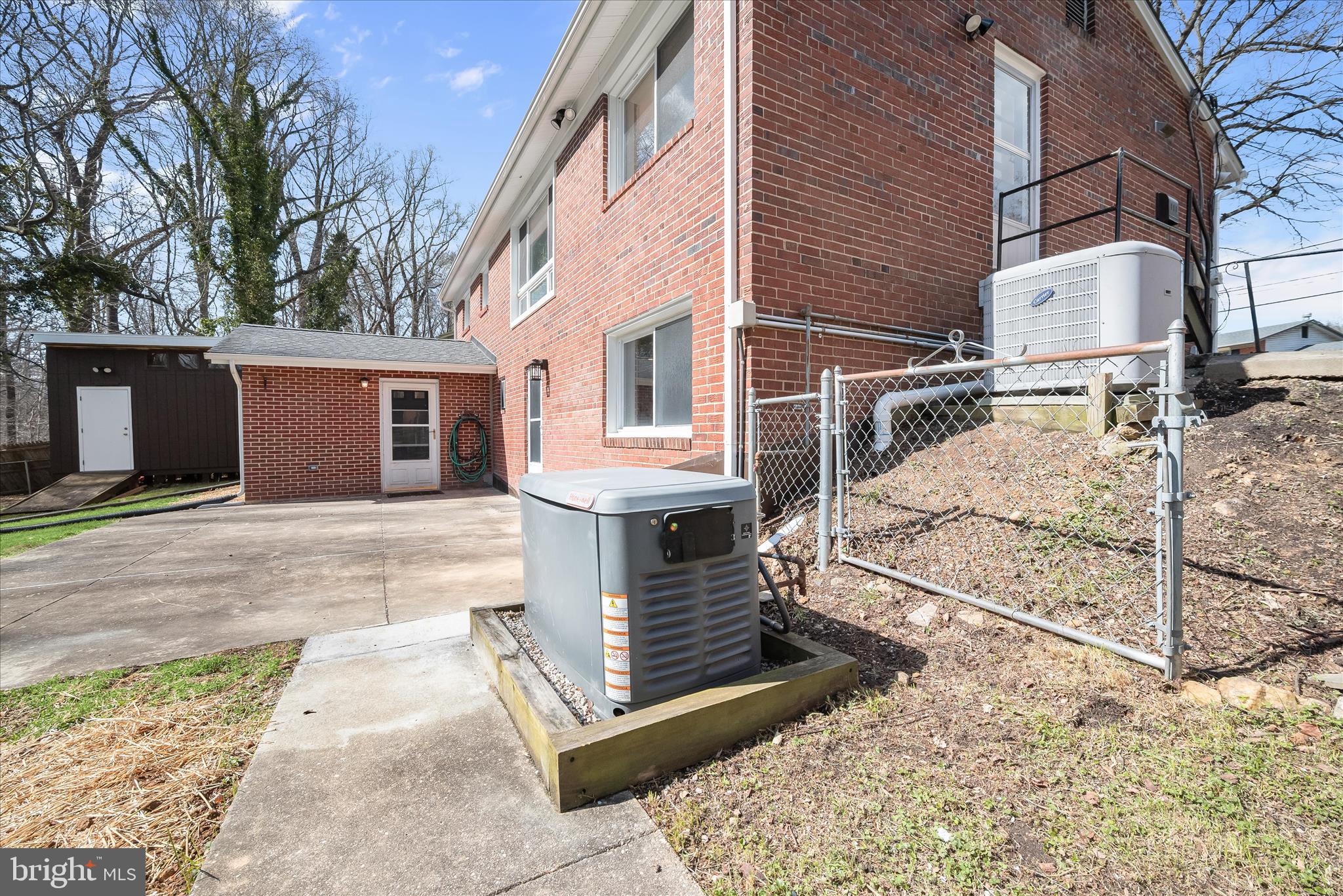 OAKVIEW - Residential