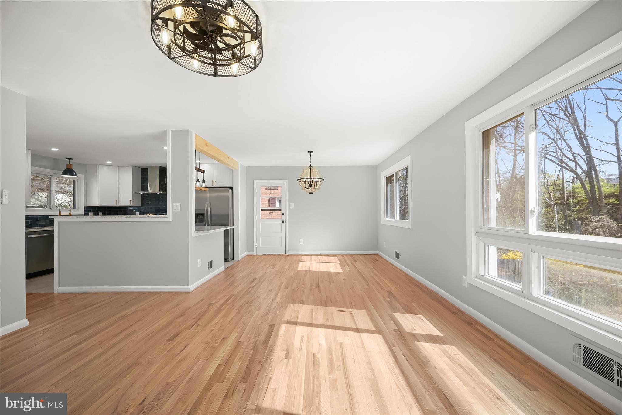 OAKVIEW - Residential