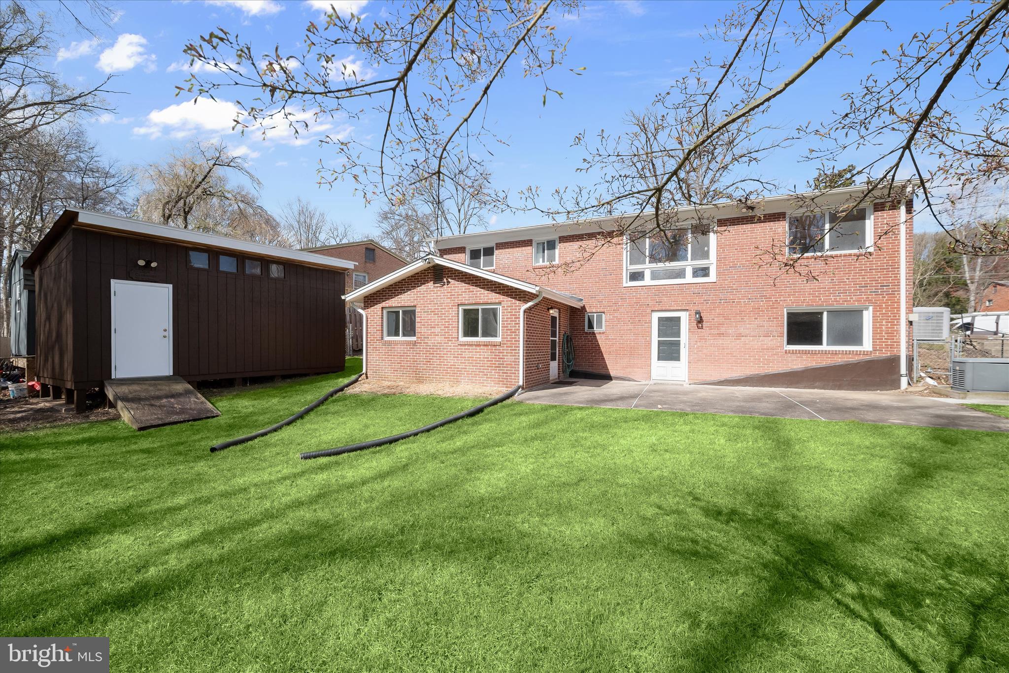 OAKVIEW - Residential