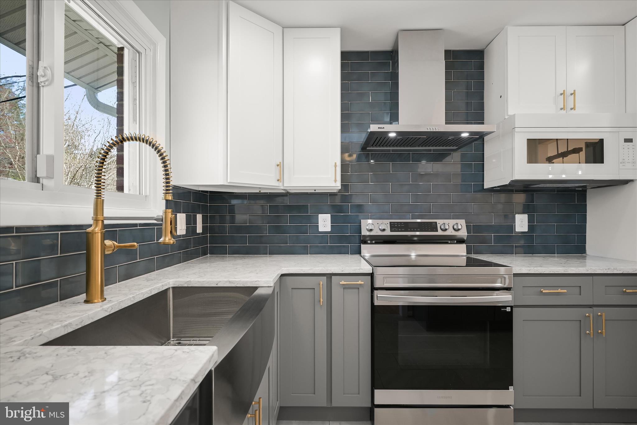 OAKVIEW - Residential